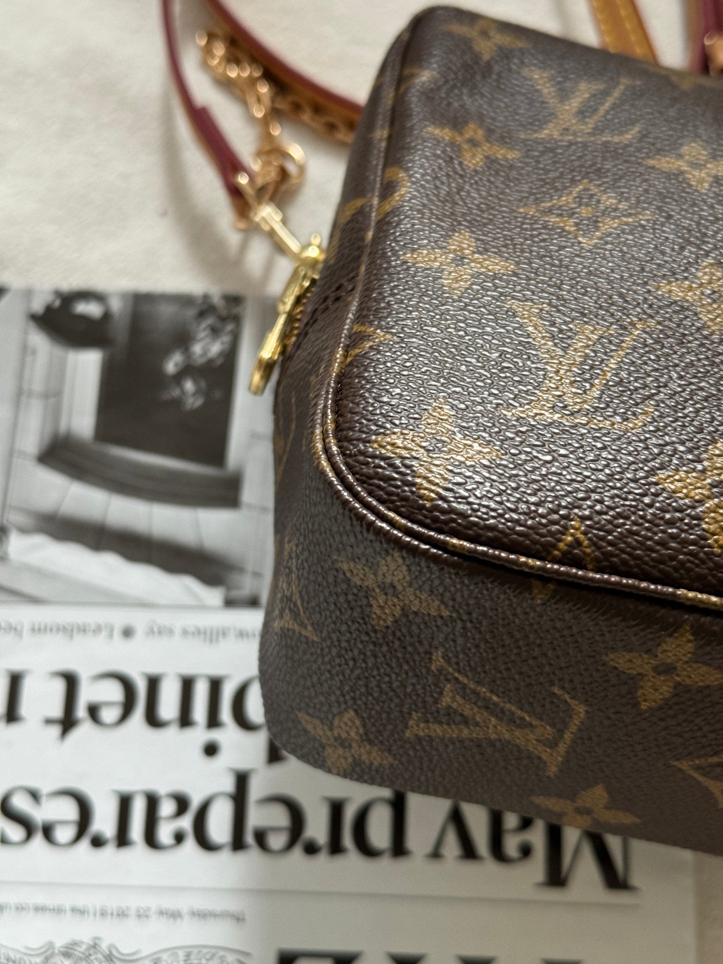 Vintage Louis Vuitton pouch, with add-on straps🧺