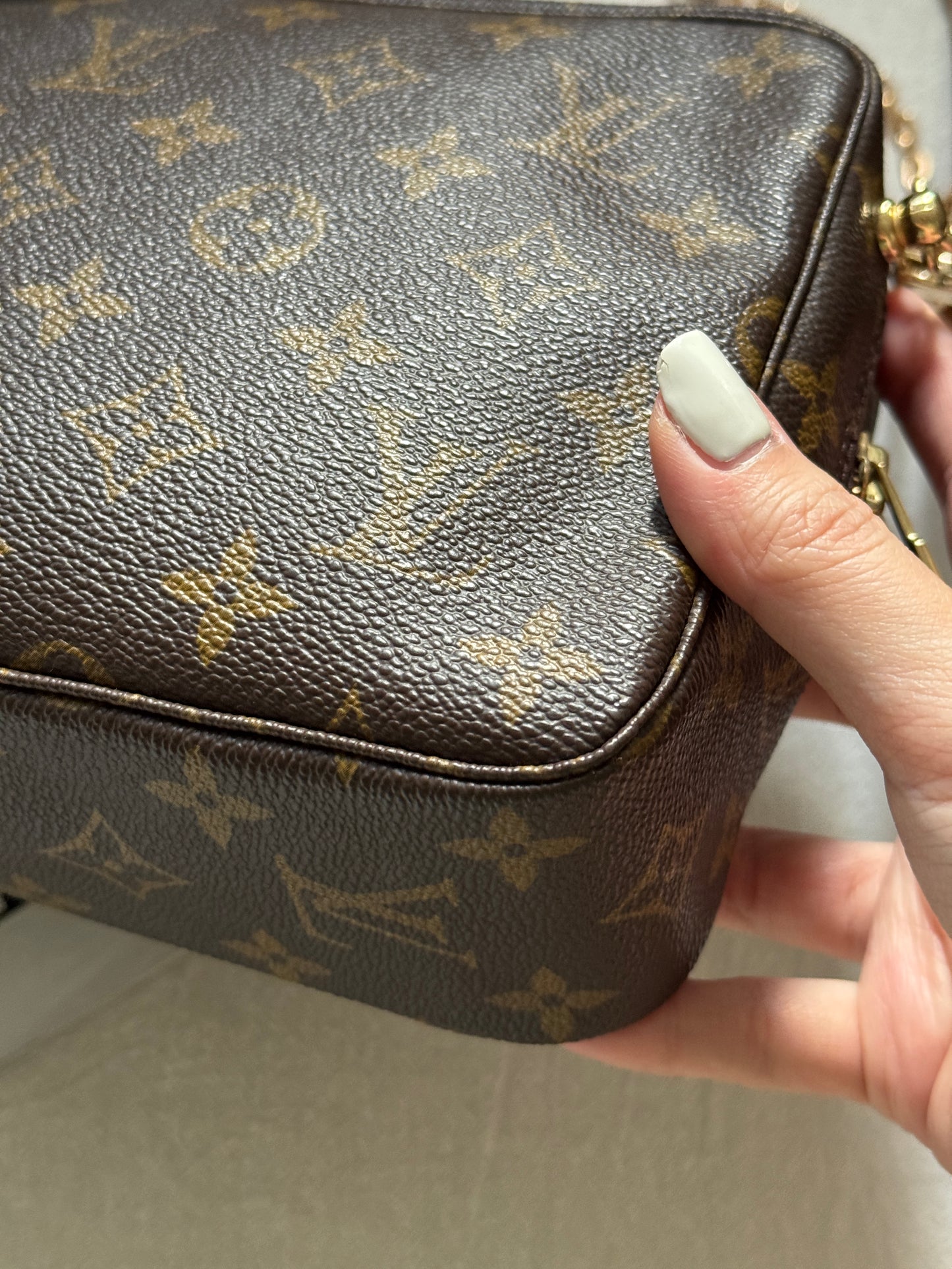 Vintage Louis Vuitton pouch, with add-on straps🧺