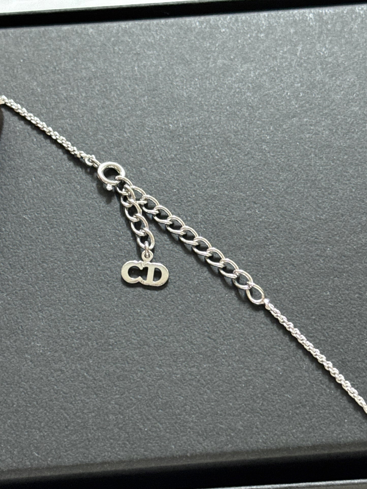 罕有銀色 Vintage Dior CD necklace✨