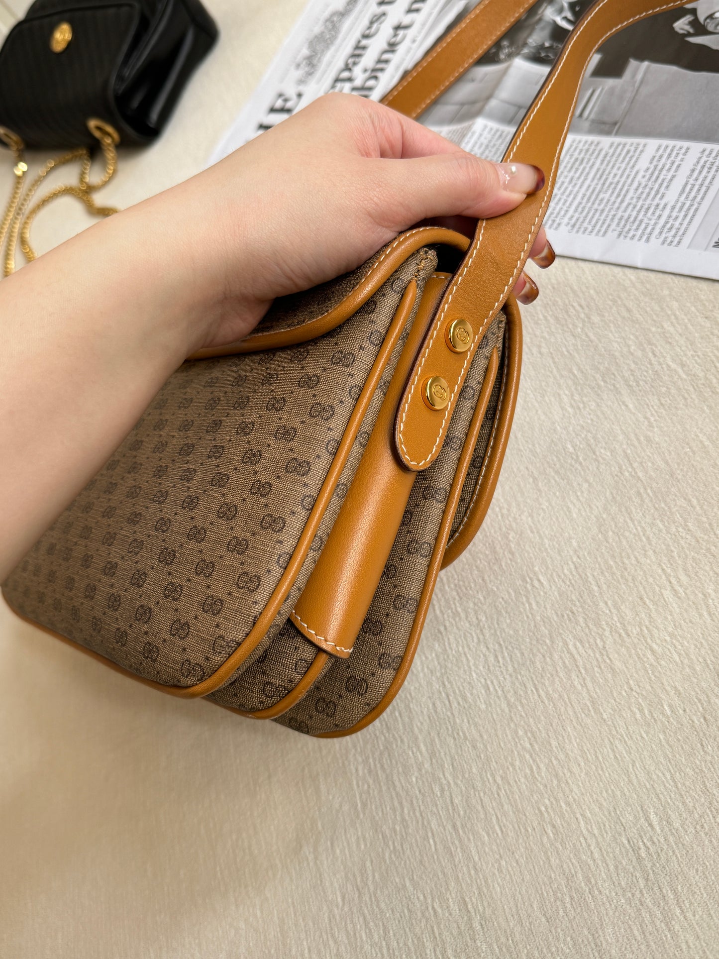 Vintage Gucci 奶茶monogram crossbody