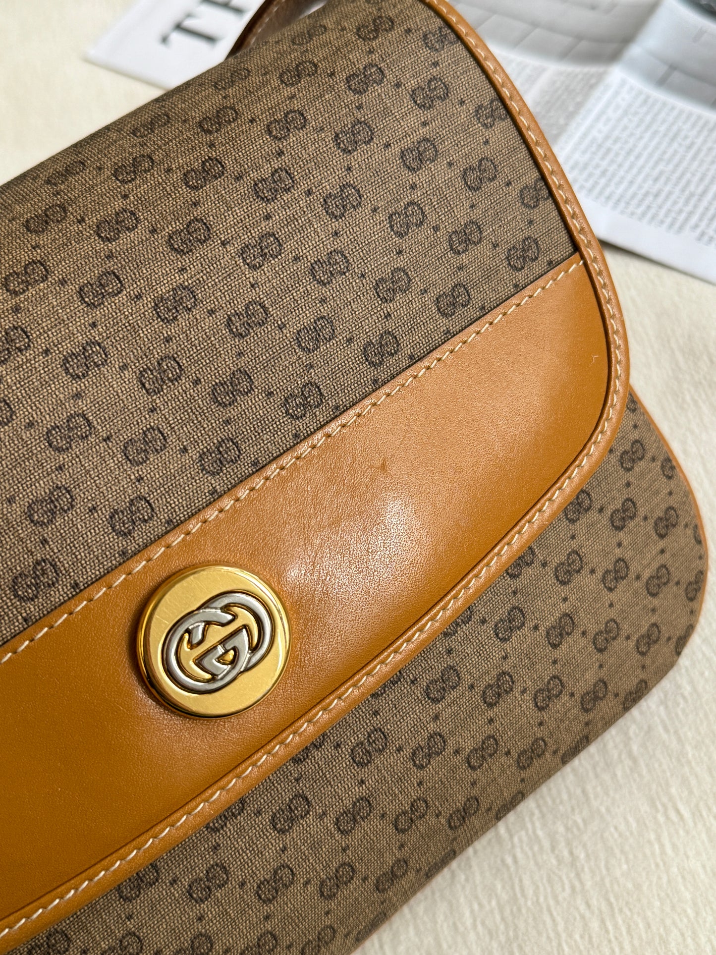 Vintage Gucci 奶茶monogram crossbody