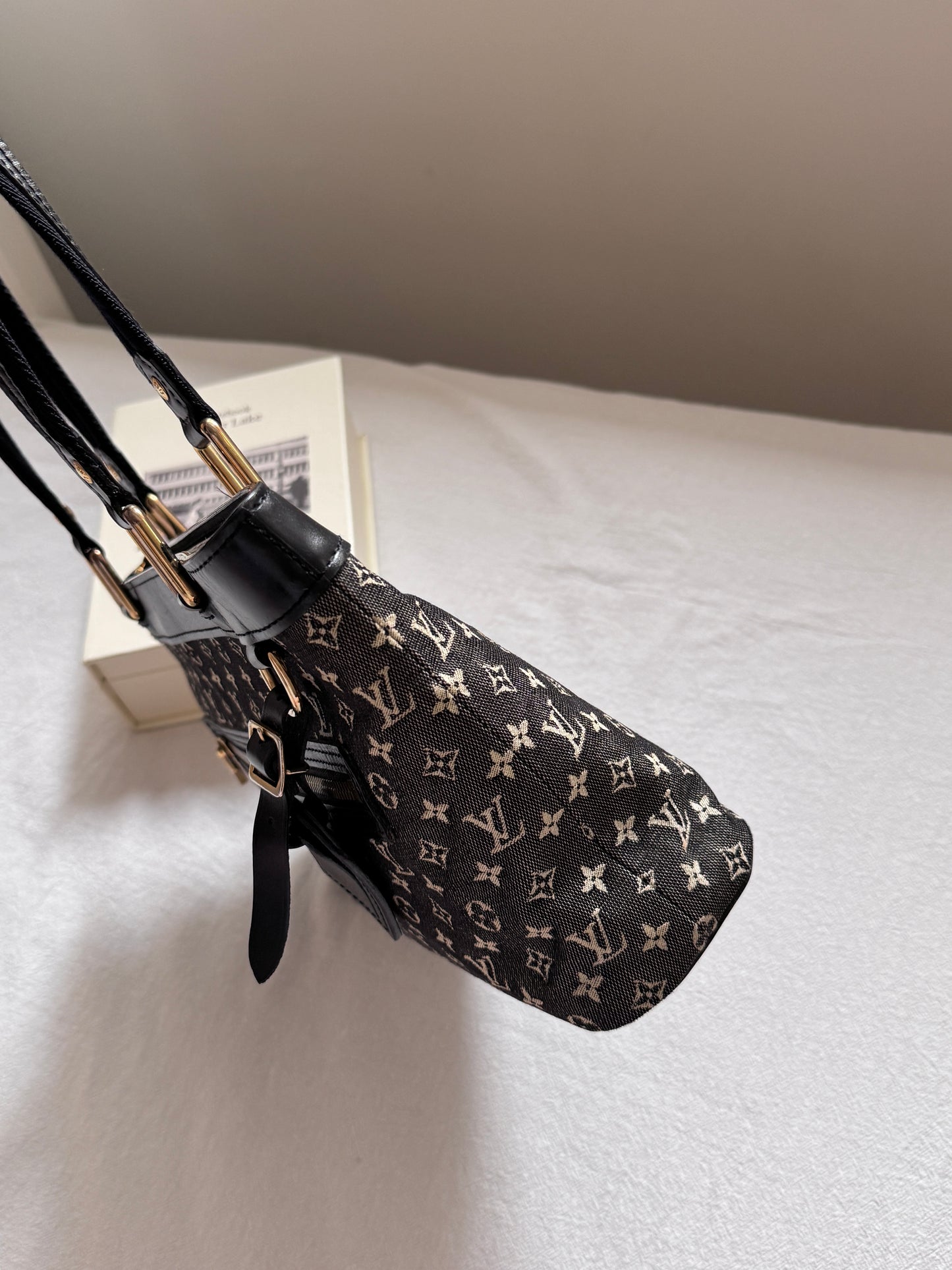 Vintage Louis Vuitton monogram shoulder bag