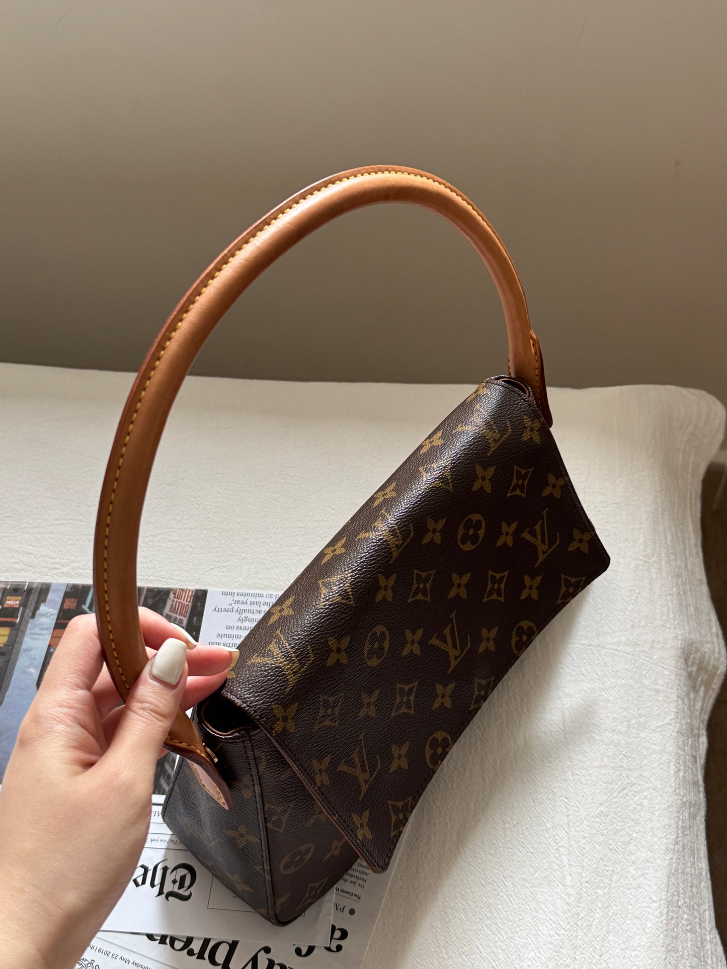 Vintage Louis Vuitton monogram looping bag🤎