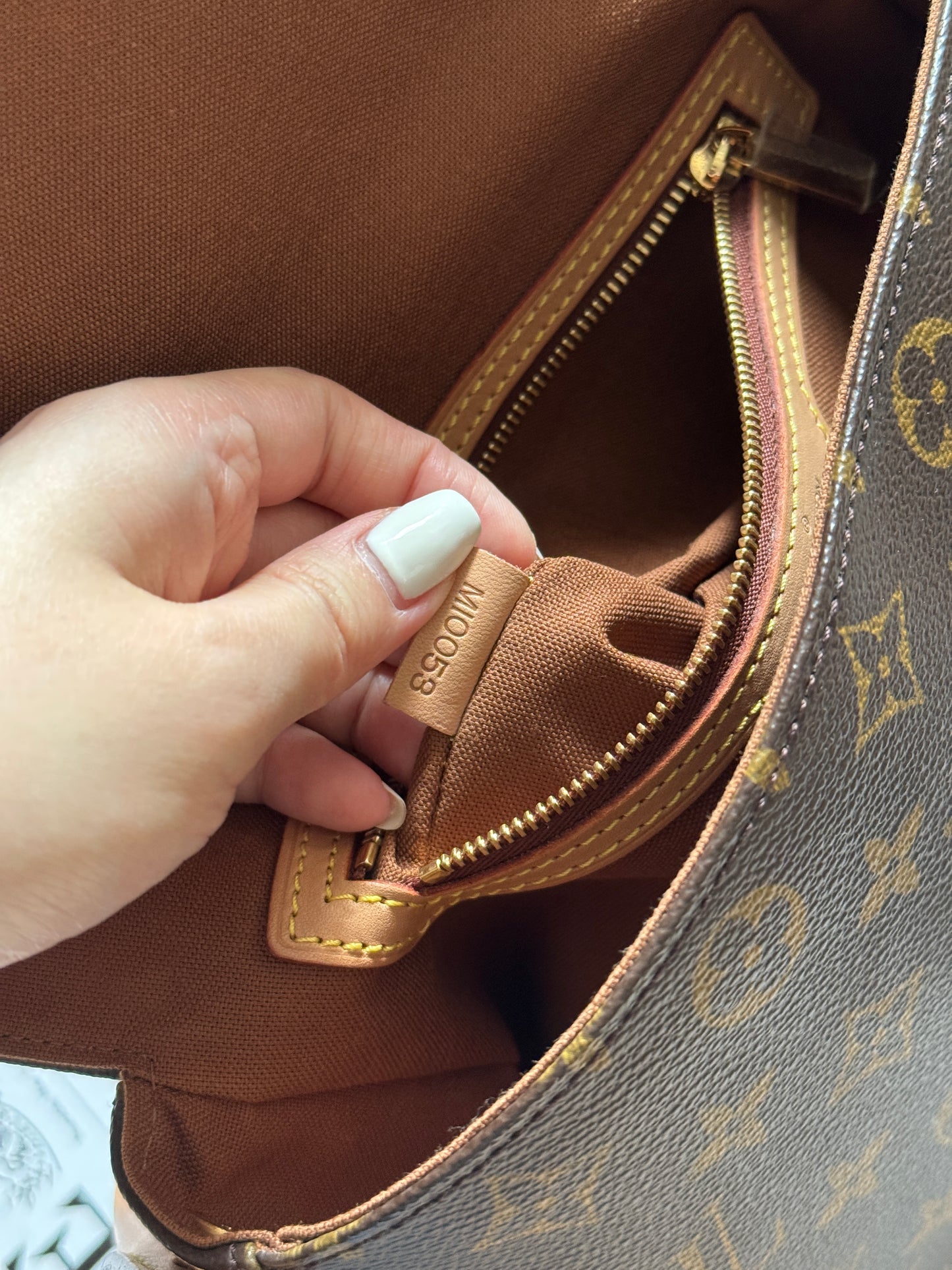 Vintage Louis Vuitton monogram looping bag🤎