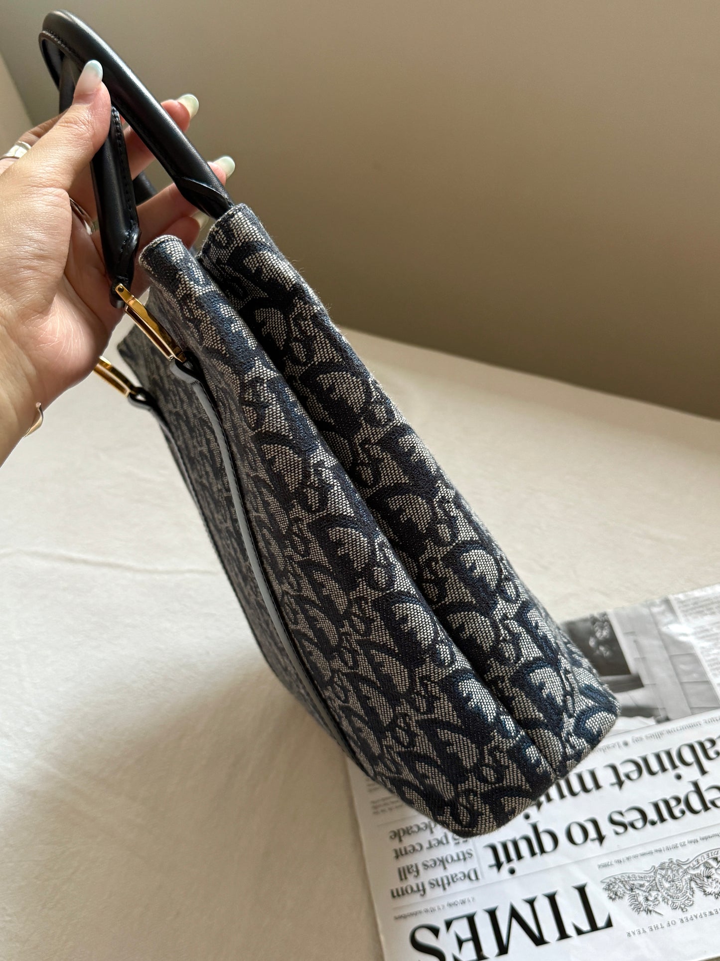 Vintage Dior dark navy trotter tote ⚓️