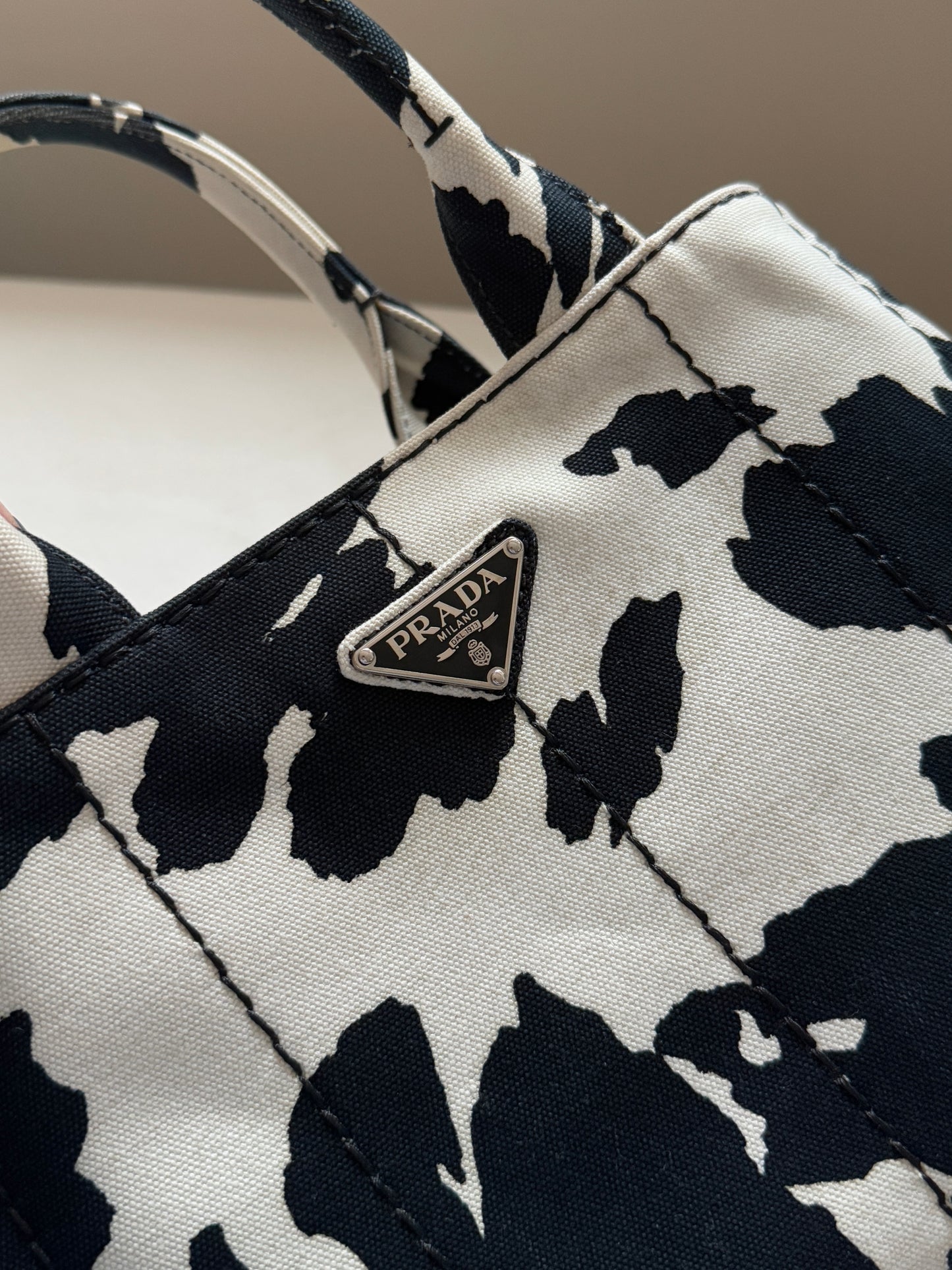 Vintage Prada 奶牛配色2-way tote🐄