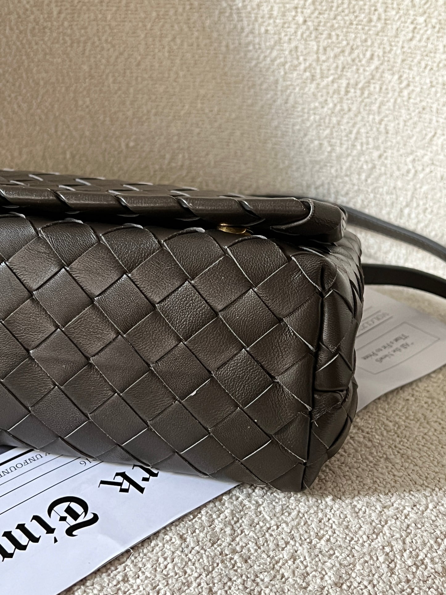 近代款Bottega Veneta 灰綠斜背包
