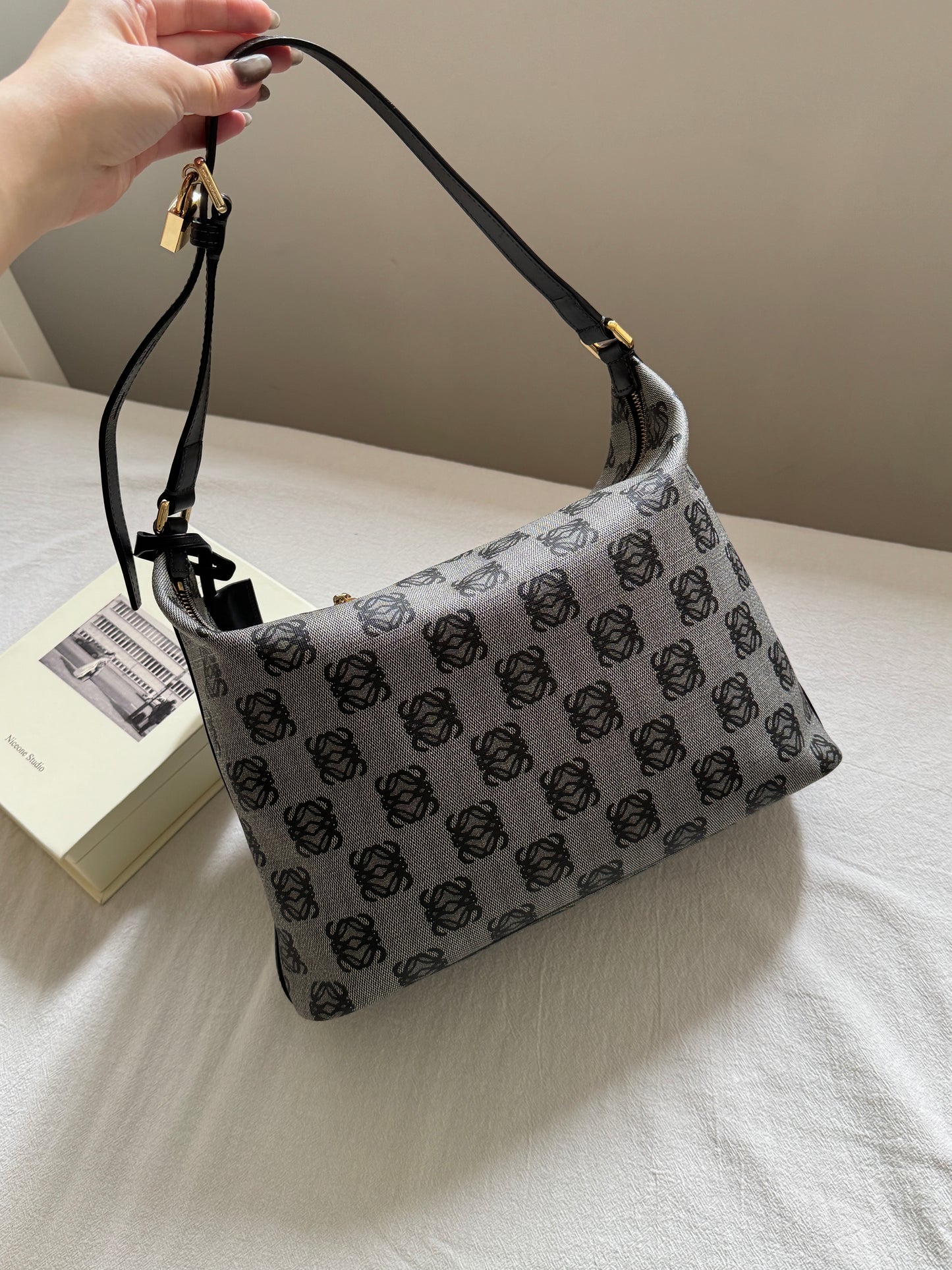 Vintage Loewe 大飯盒shoulder bag🐘