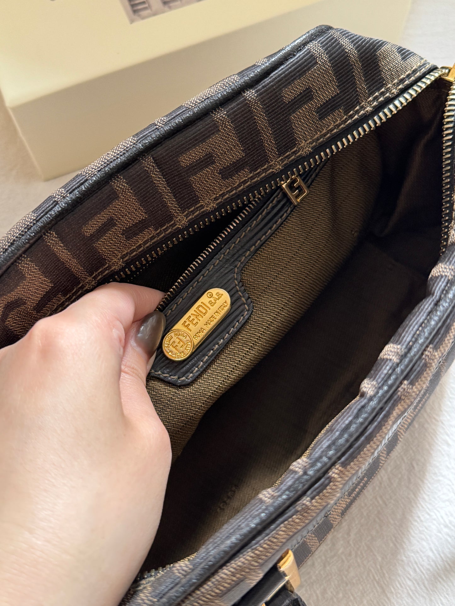 Vintage Fendi FF金扣老花2way bag🍂