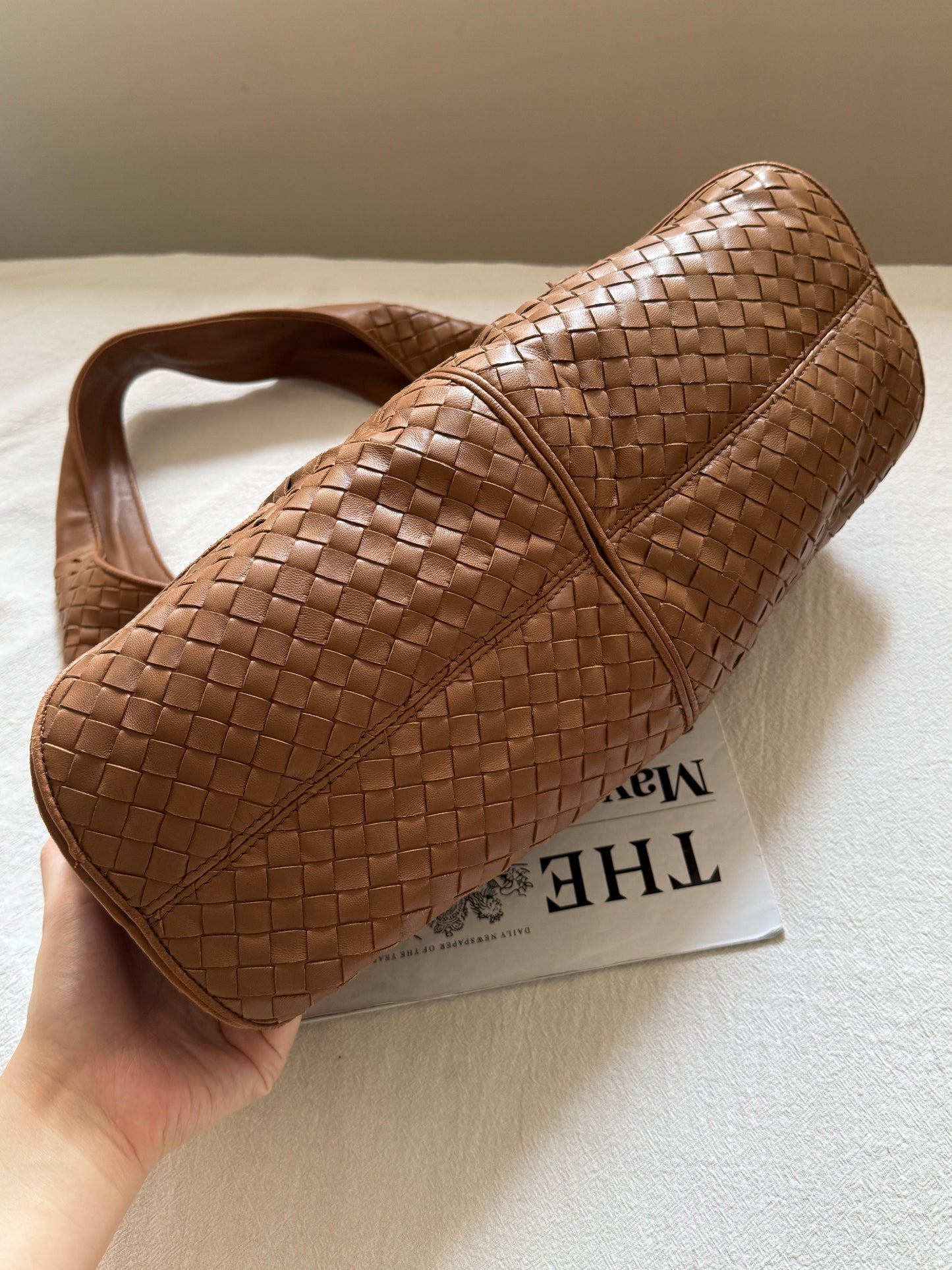 Vintage Bottega Veneta milk tea hobo bag
