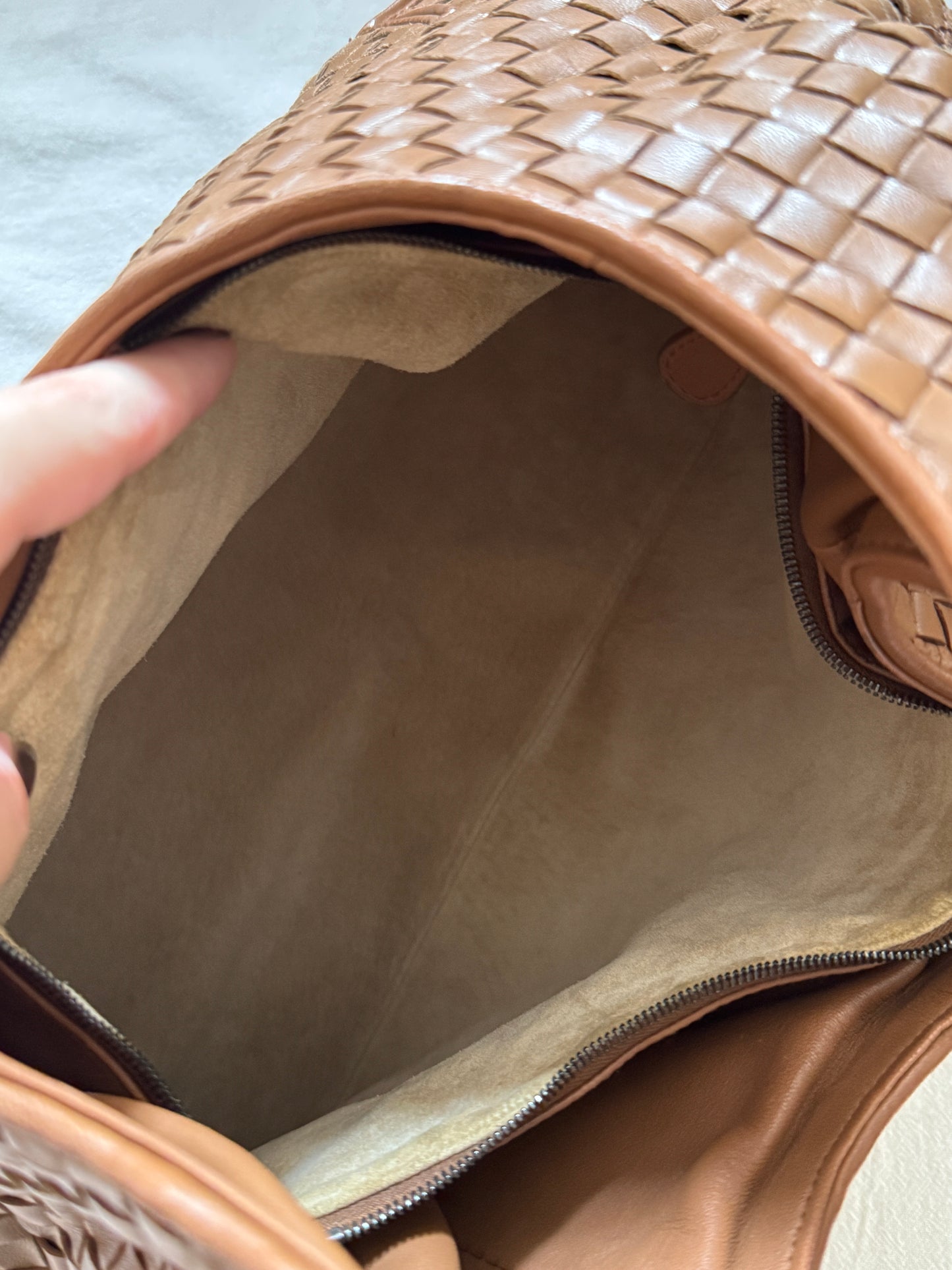 Vintage Bottega Veneta milk tea hobo bag