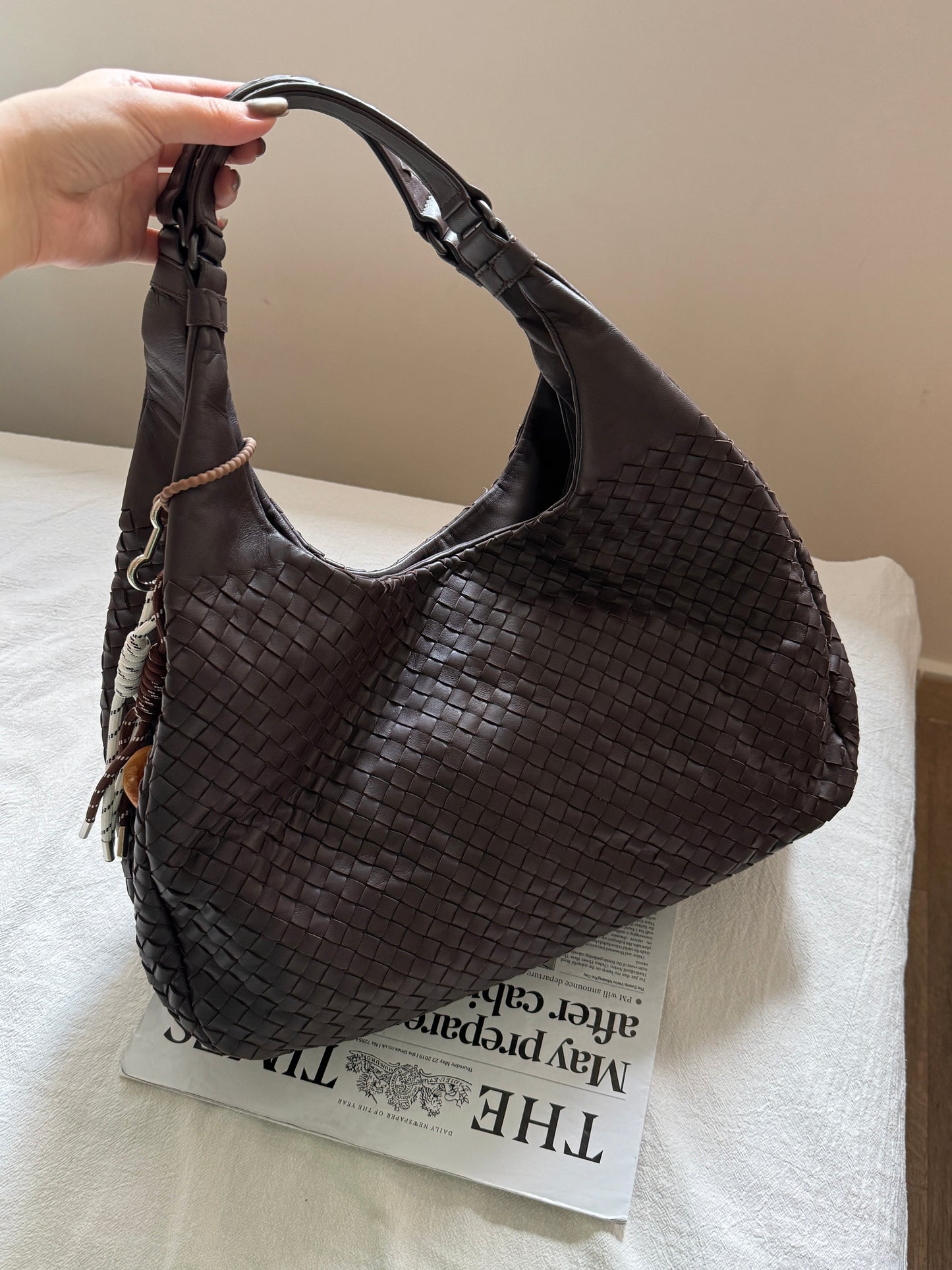 Vintage Bottega Veneta dark brown hobo bag🐻
