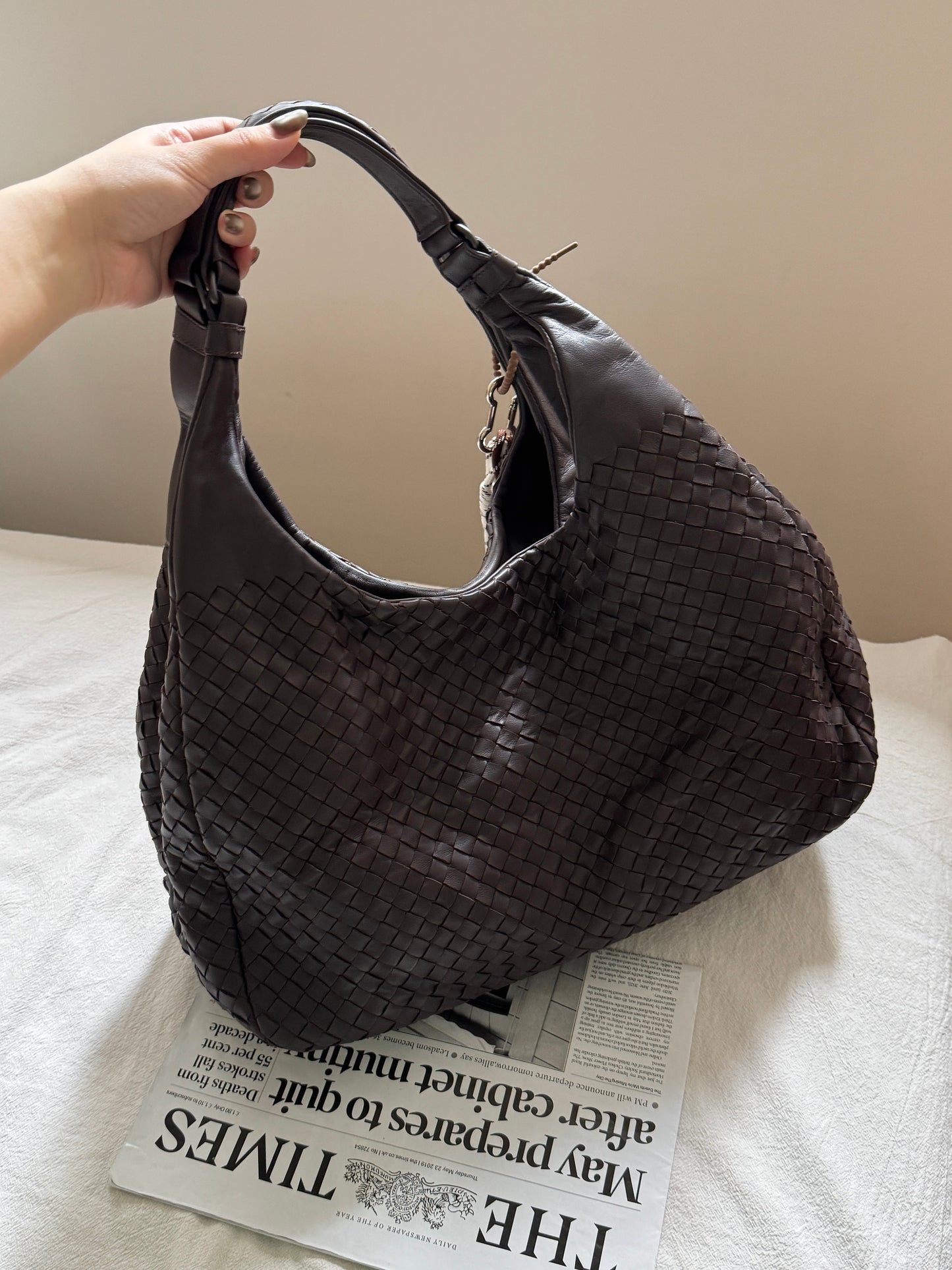 Vintage Bottega Veneta dark brown hobo bag🐻