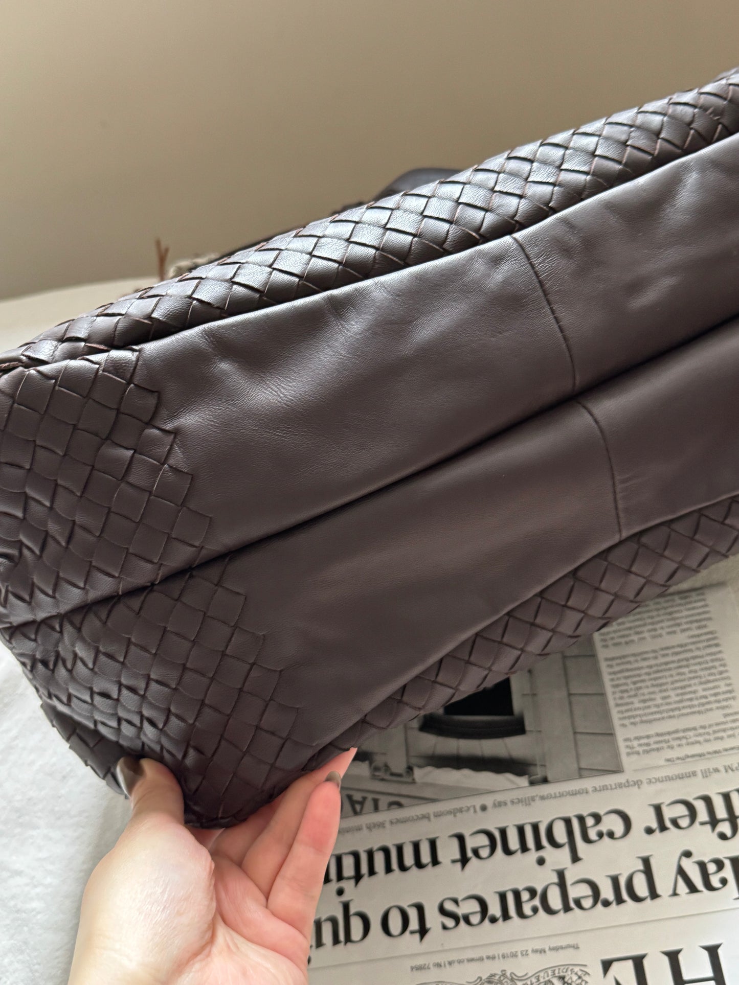 Vintage Bottega Veneta dark brown hobo bag🐻