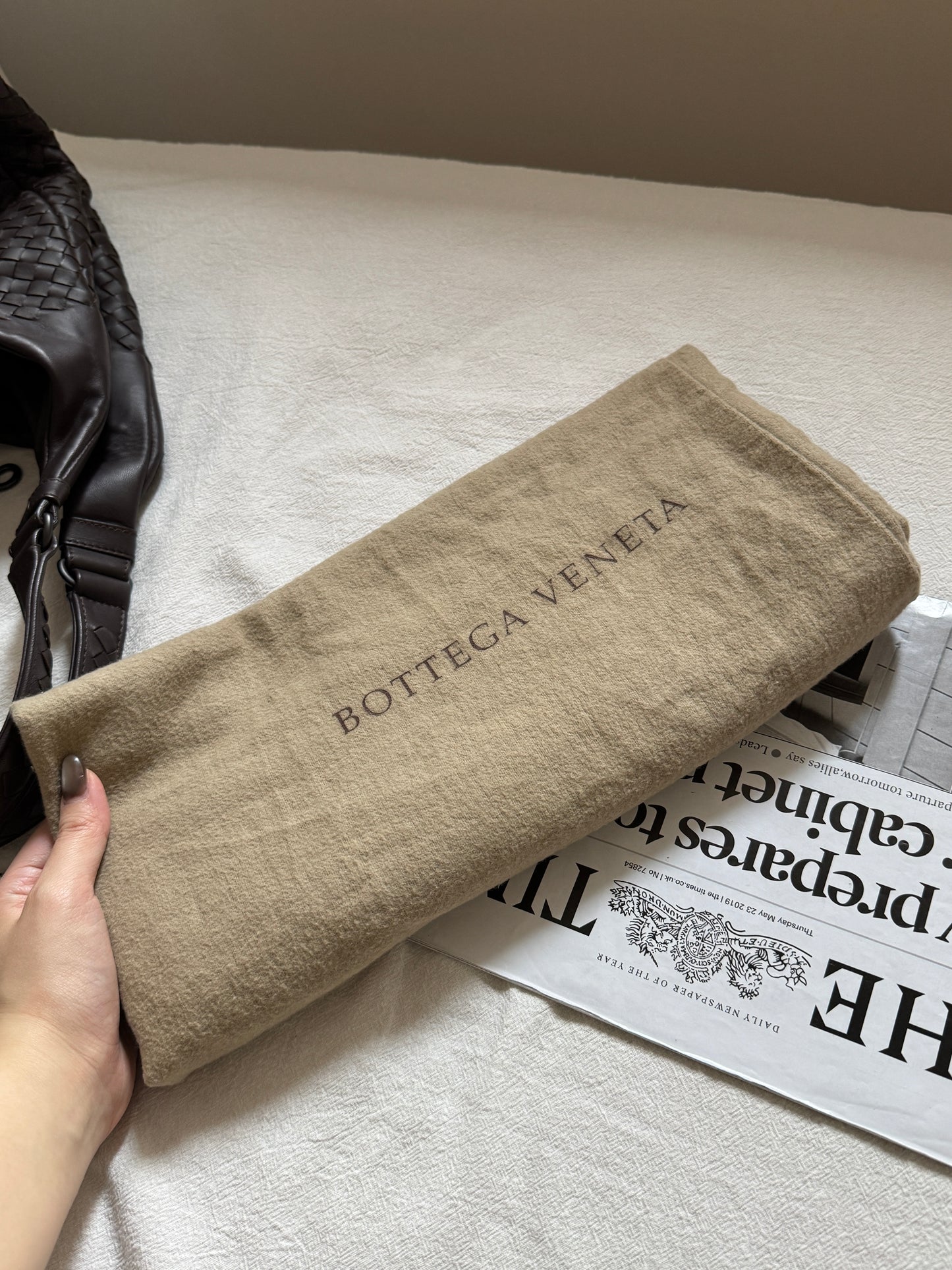 Vintage Bottega Veneta dark brown hobo bag🐻