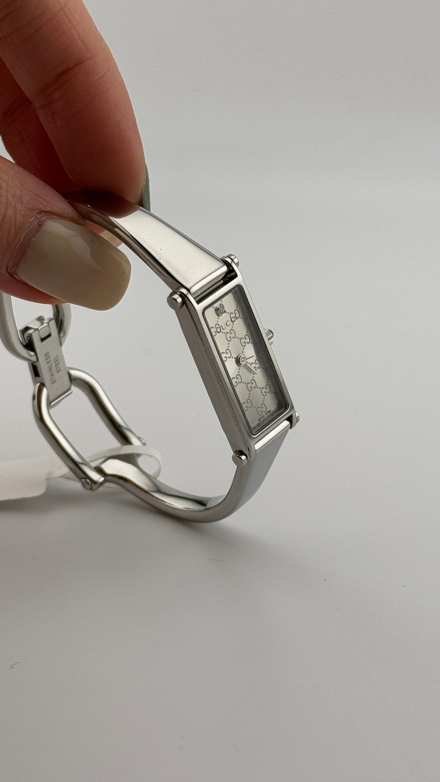 Vintage Gucci watch, with box full set