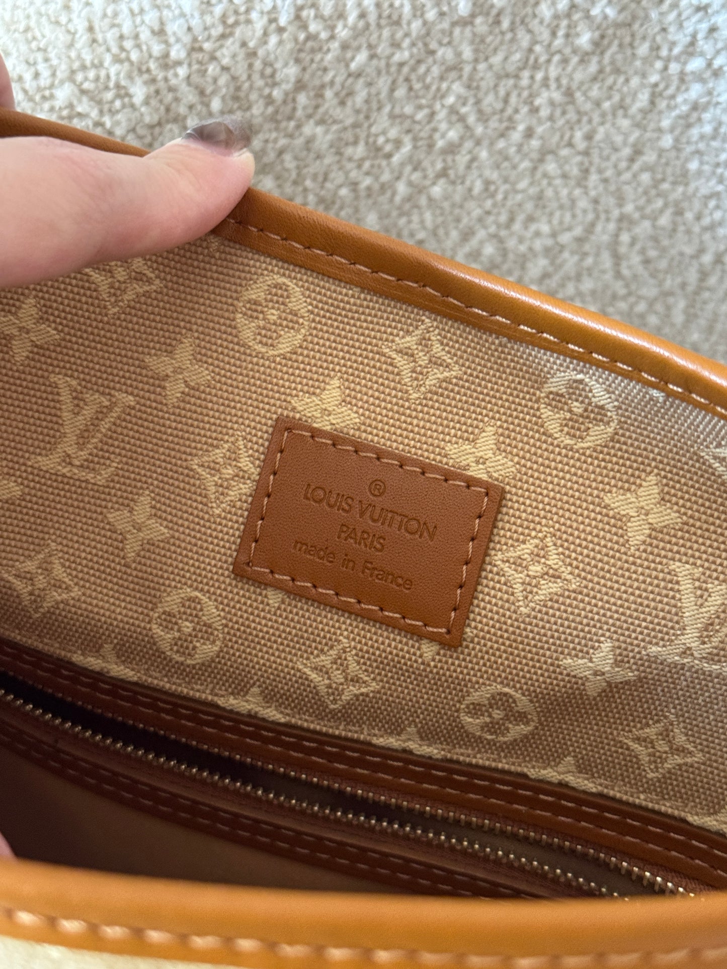Vintage Louis Vuitton 奶茶牛仔crossbody bag