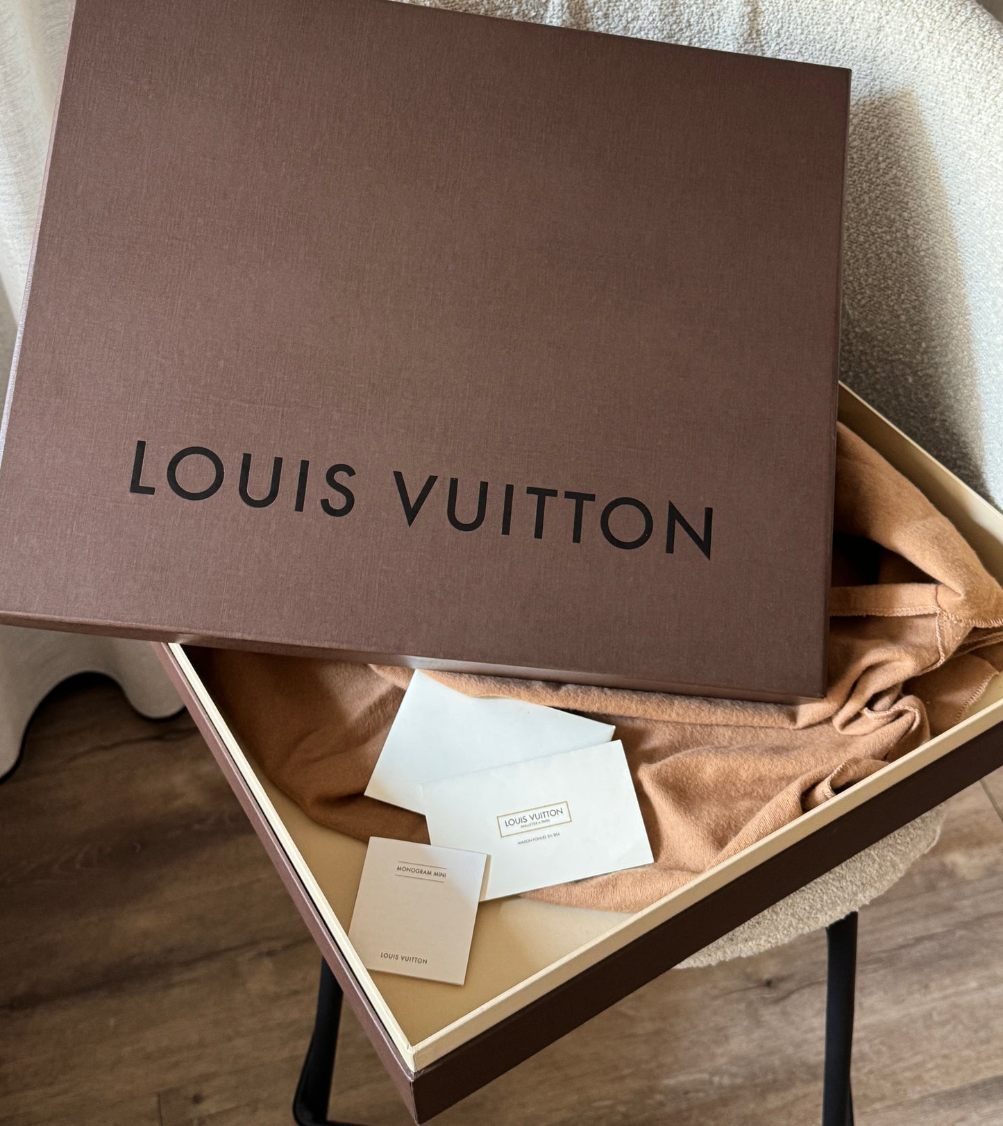 Vintage Louis Vuitton 奶茶牛仔crossbody bag