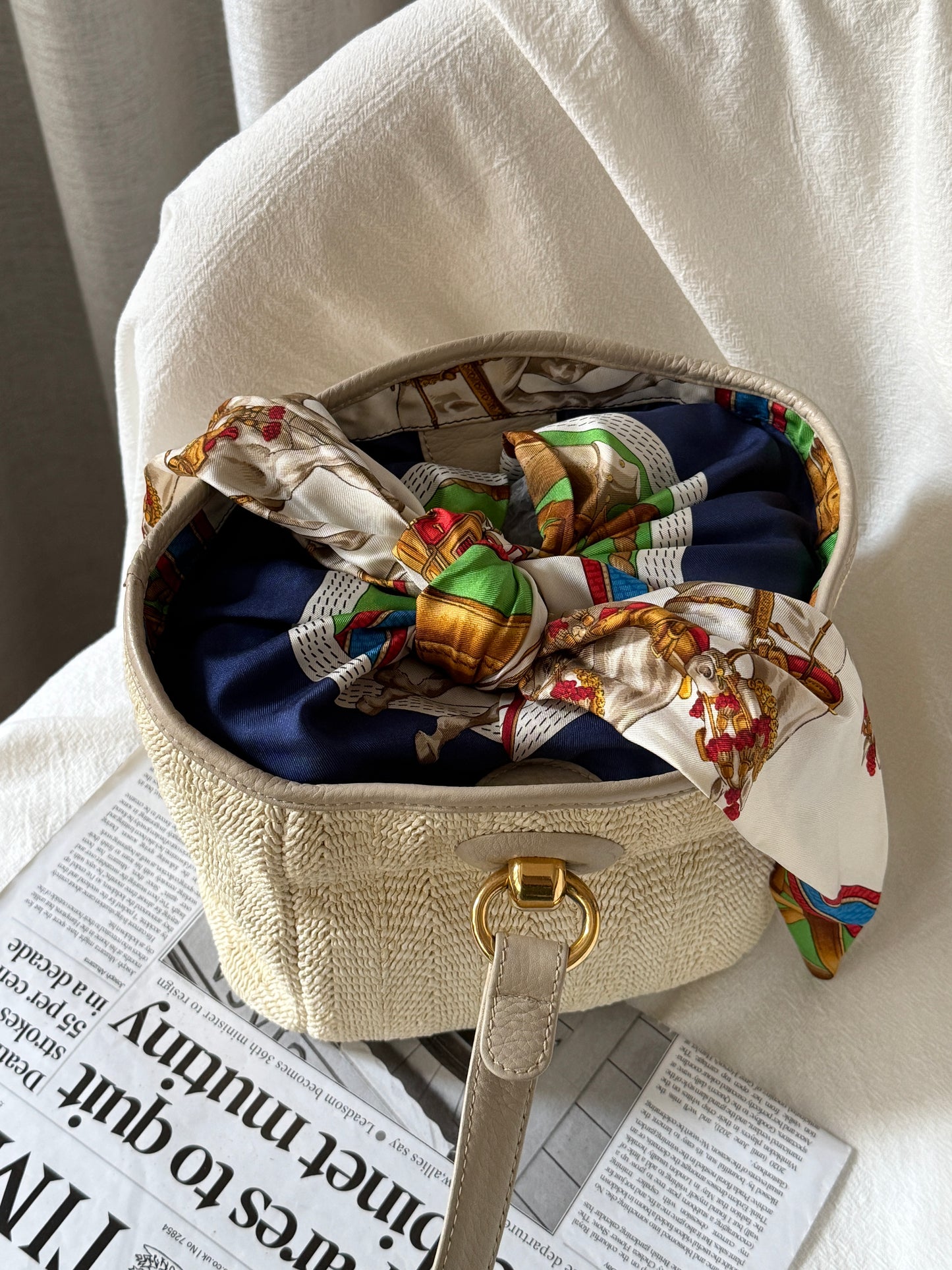 Vintage Loewe raffia crossbody bag🧺