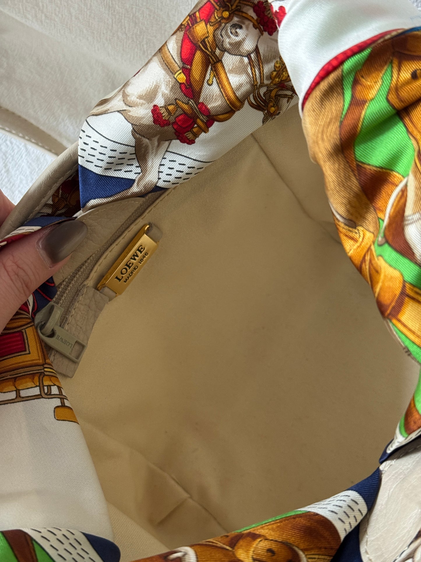 Vintage Loewe raffia crossbody bag🧺