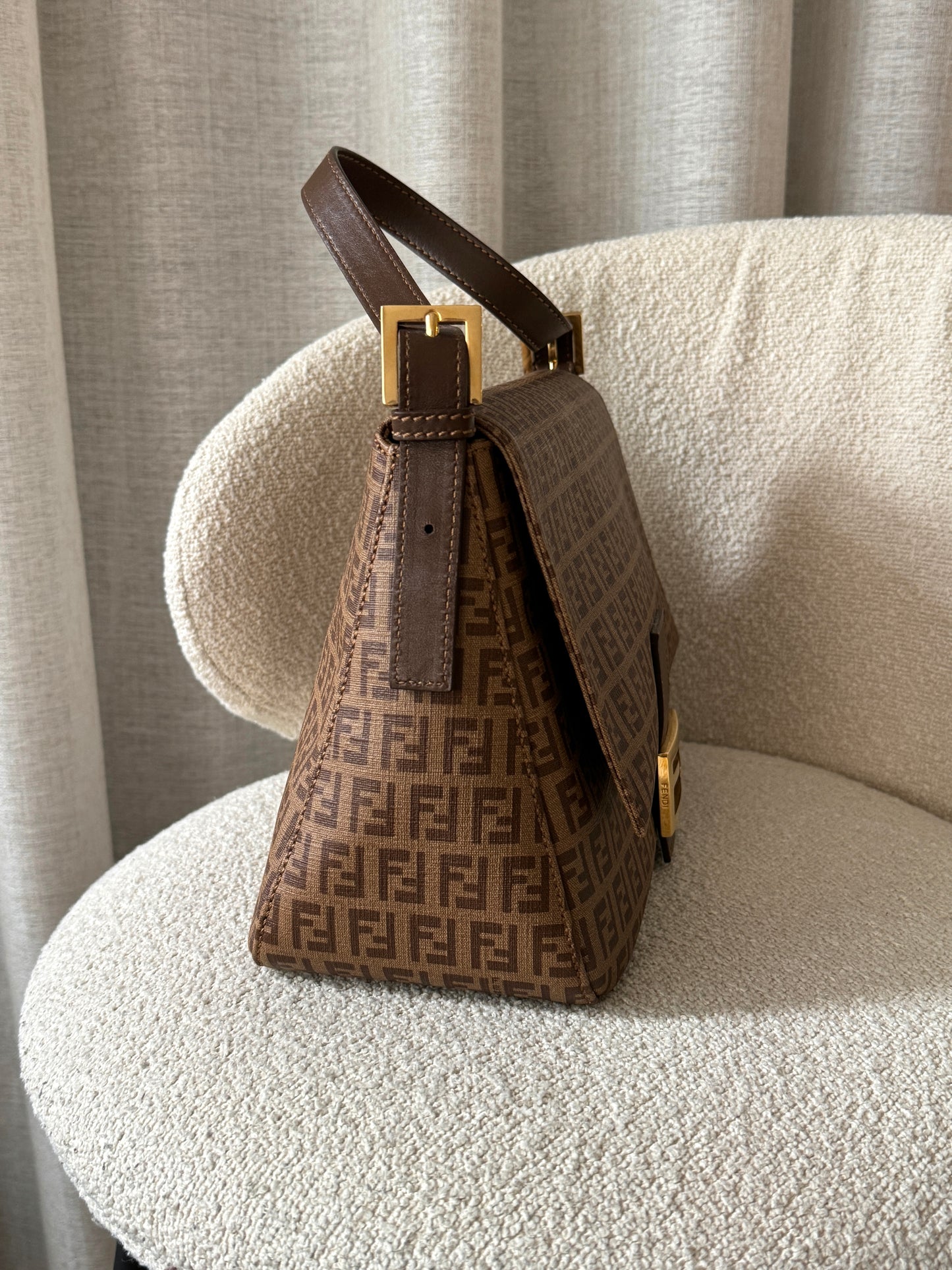 罕有!Vintage Fendi 金扣teddy mama baguette 🥖