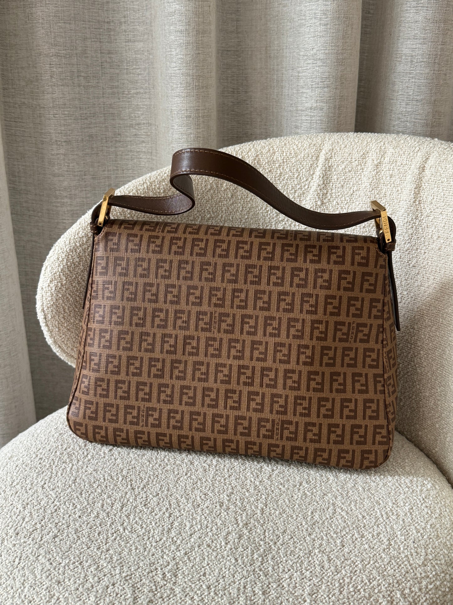罕有!Vintage Fendi 金扣teddy mama baguette 🥖