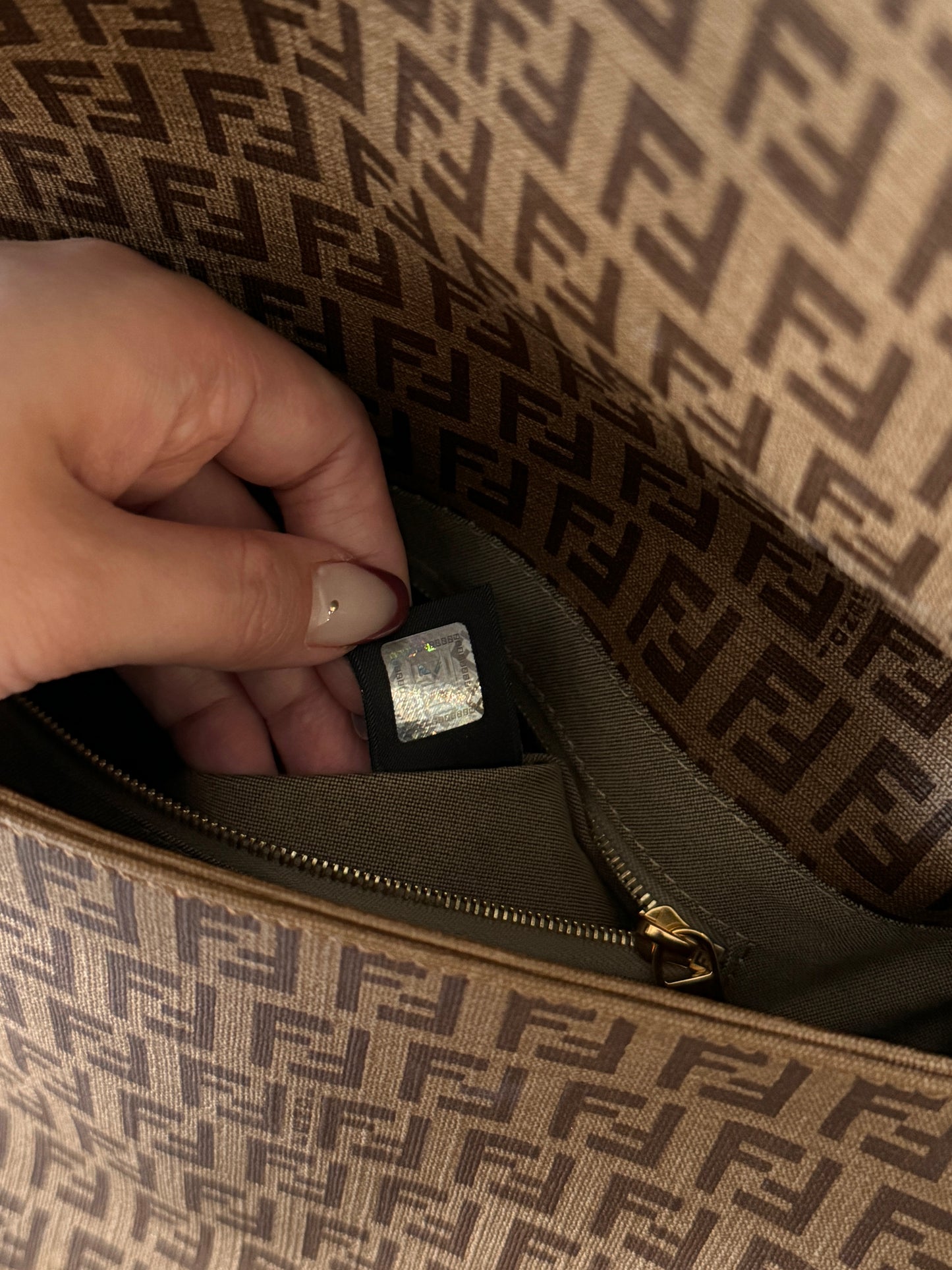 罕有!Vintage Fendi 金扣teddy mama baguette 🥖