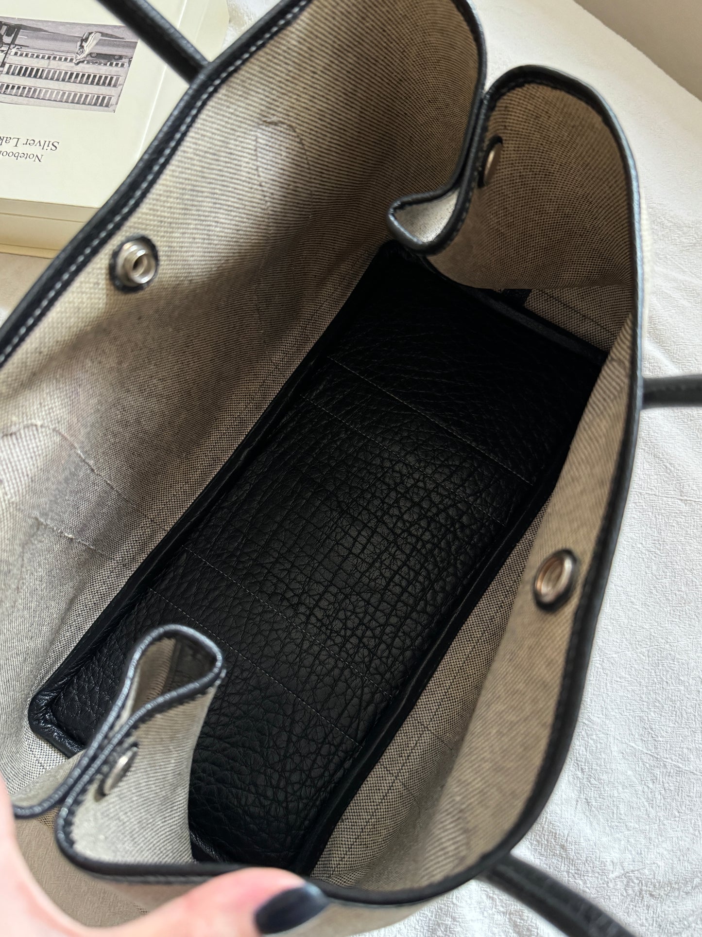 Vintage Hermes garden party 38