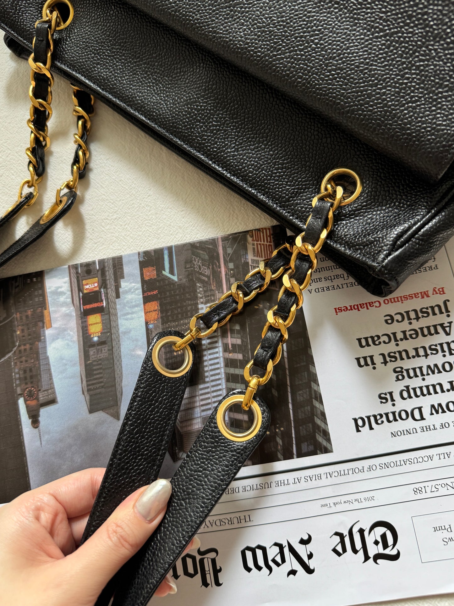 Vintage Chanel caviar leather奶粉袋