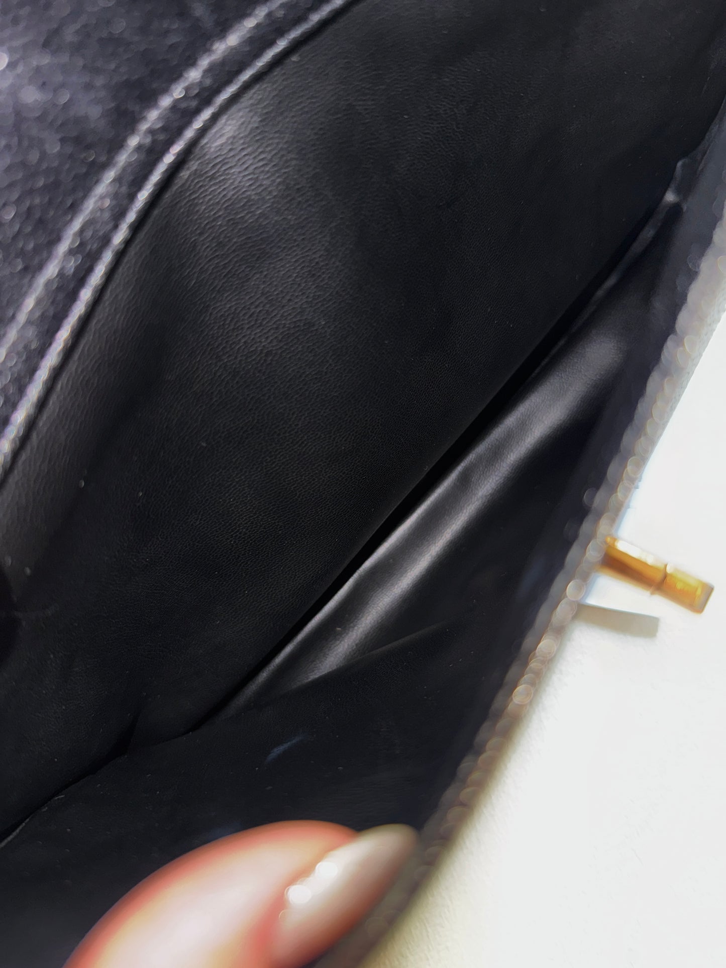 Vintage Chanel caviar leather奶粉袋
