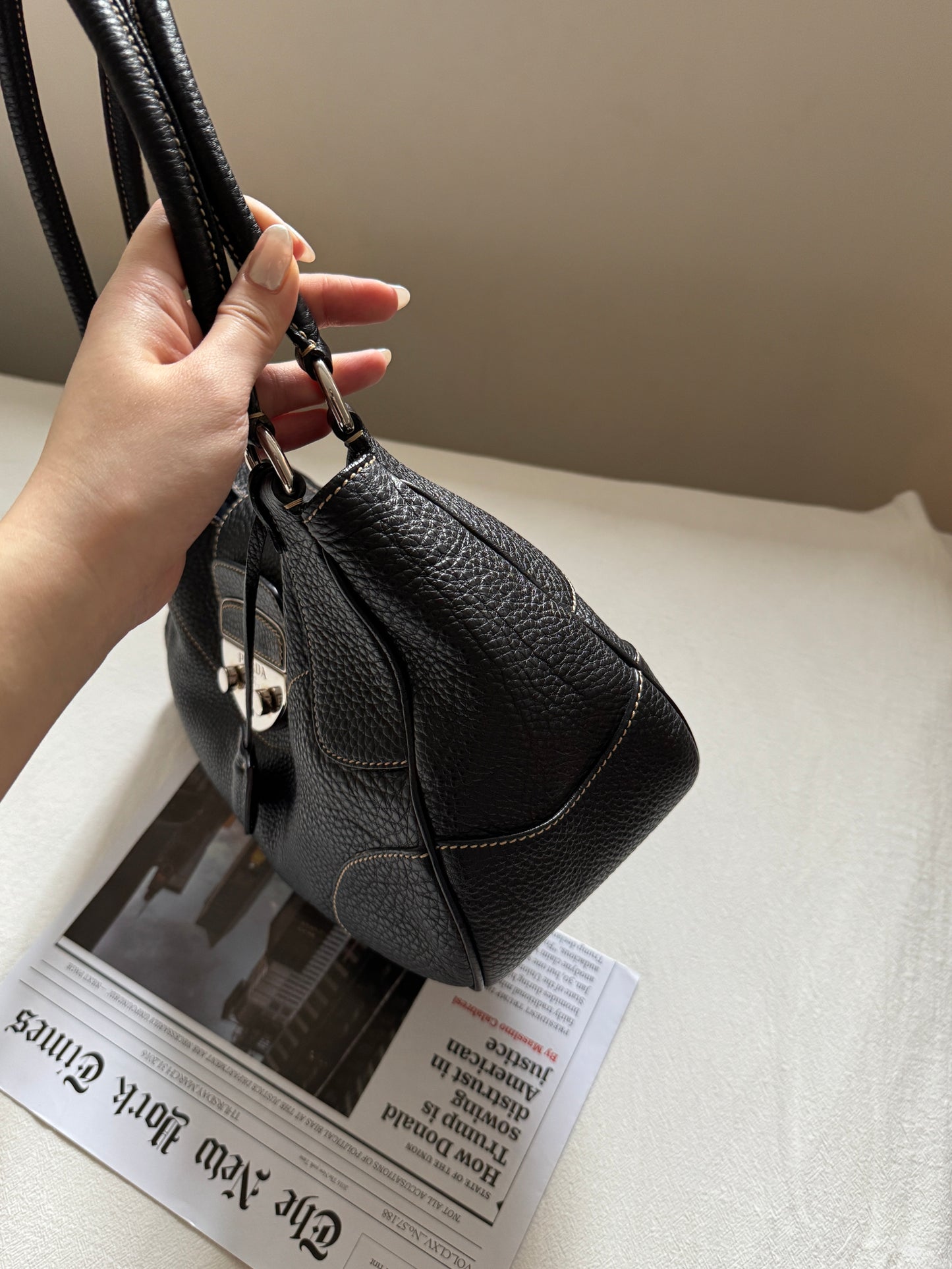 Vintage Prada 黑銀機車hobo bag🏍️