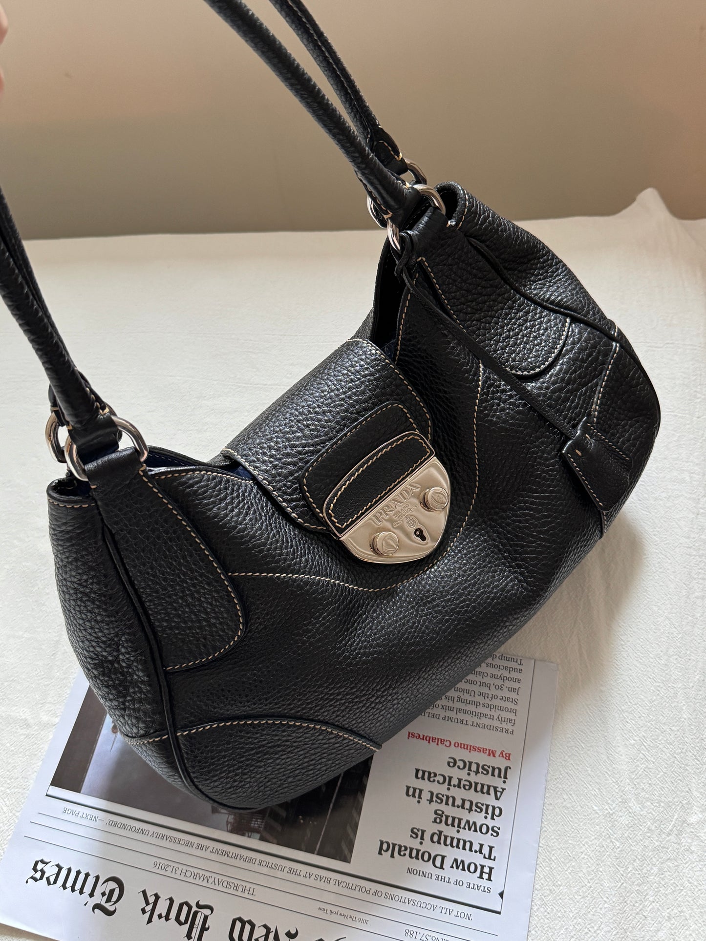 Vintage Prada 黑銀機車hobo bag🏍️