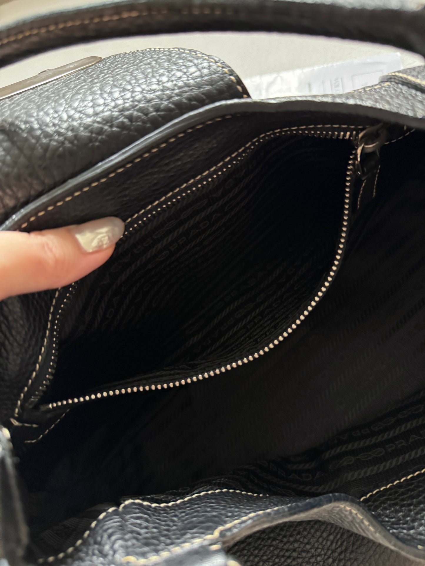 Vintage Prada 黑銀機車hobo bag🏍️