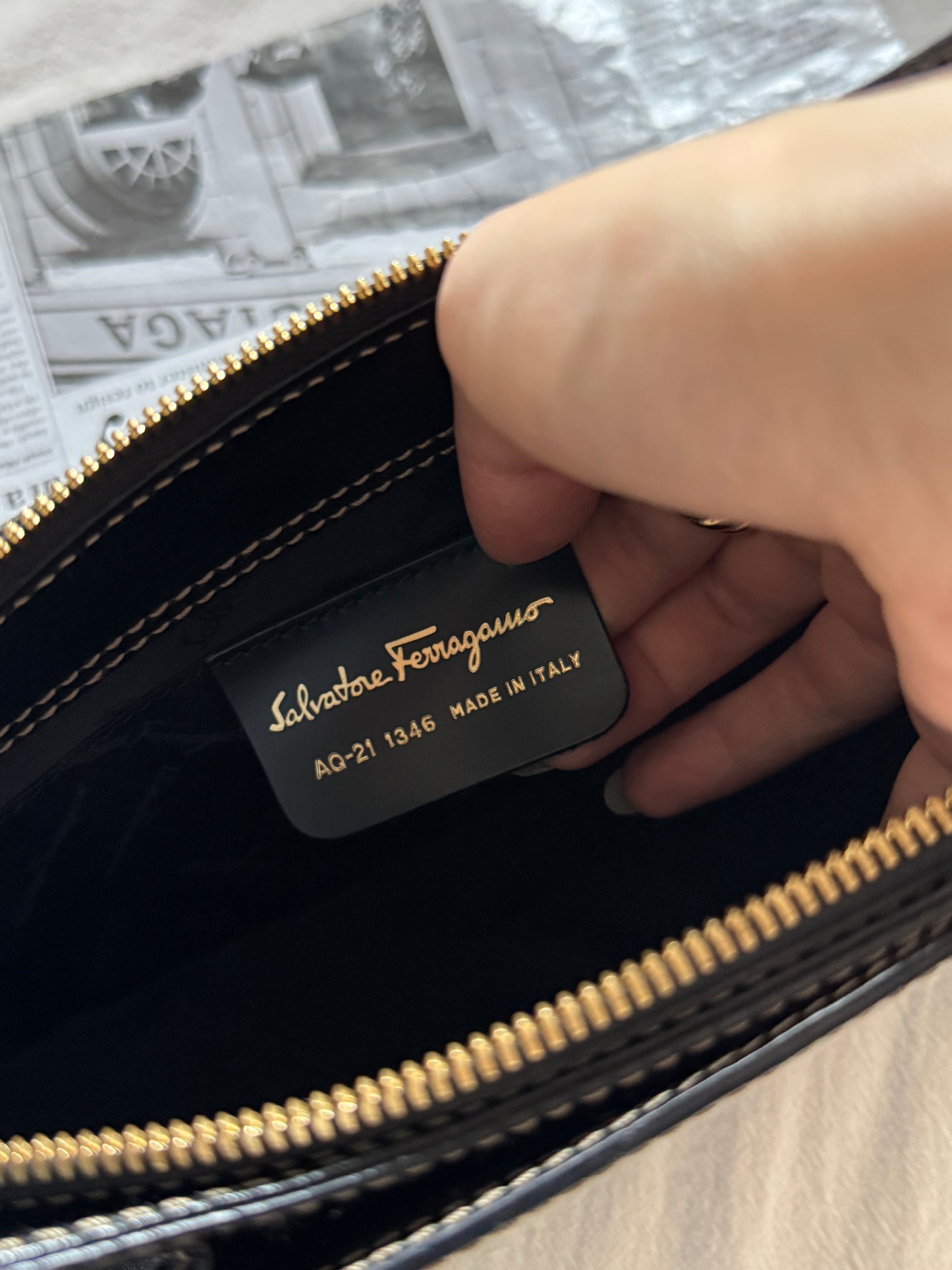 Vintage Salvatore Ferragamo hobo bag🌙