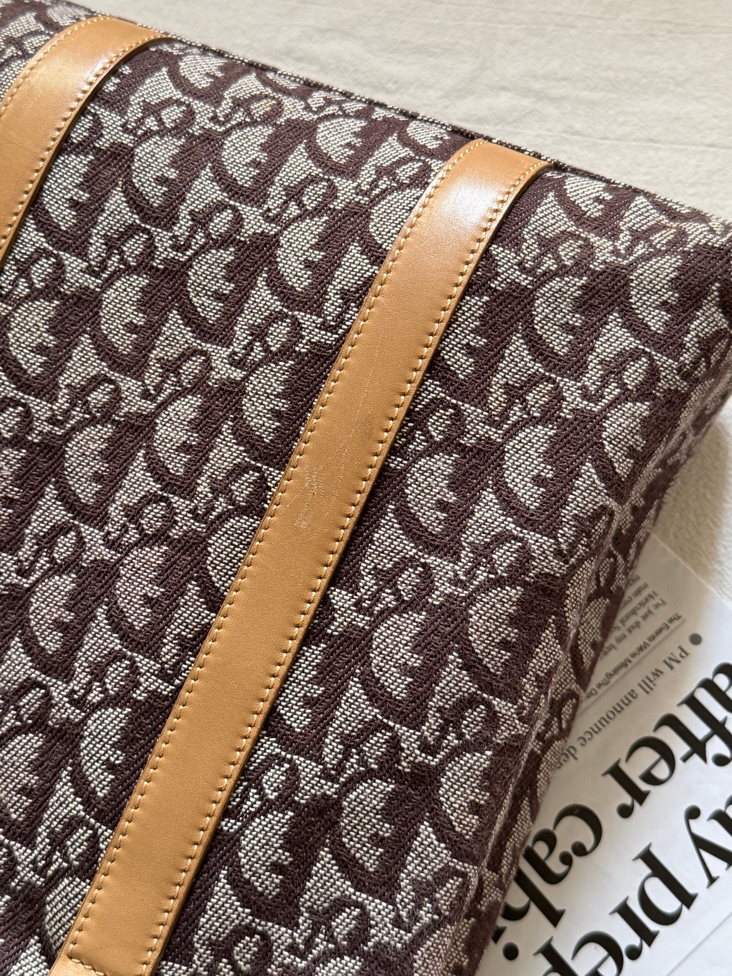 Vintage Dior trotter tote bag🍷