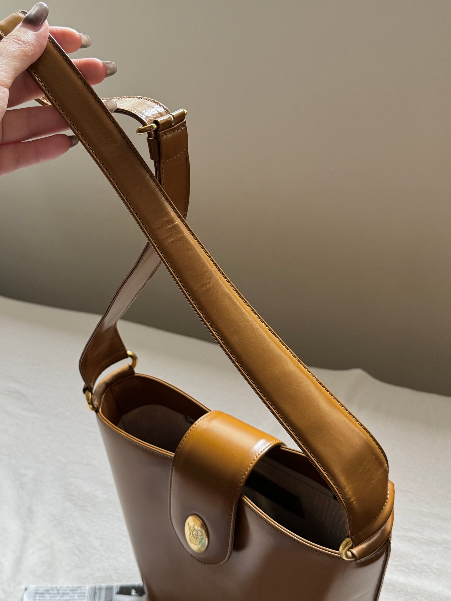 Vintage Valentino Garavani bucket bag🧺