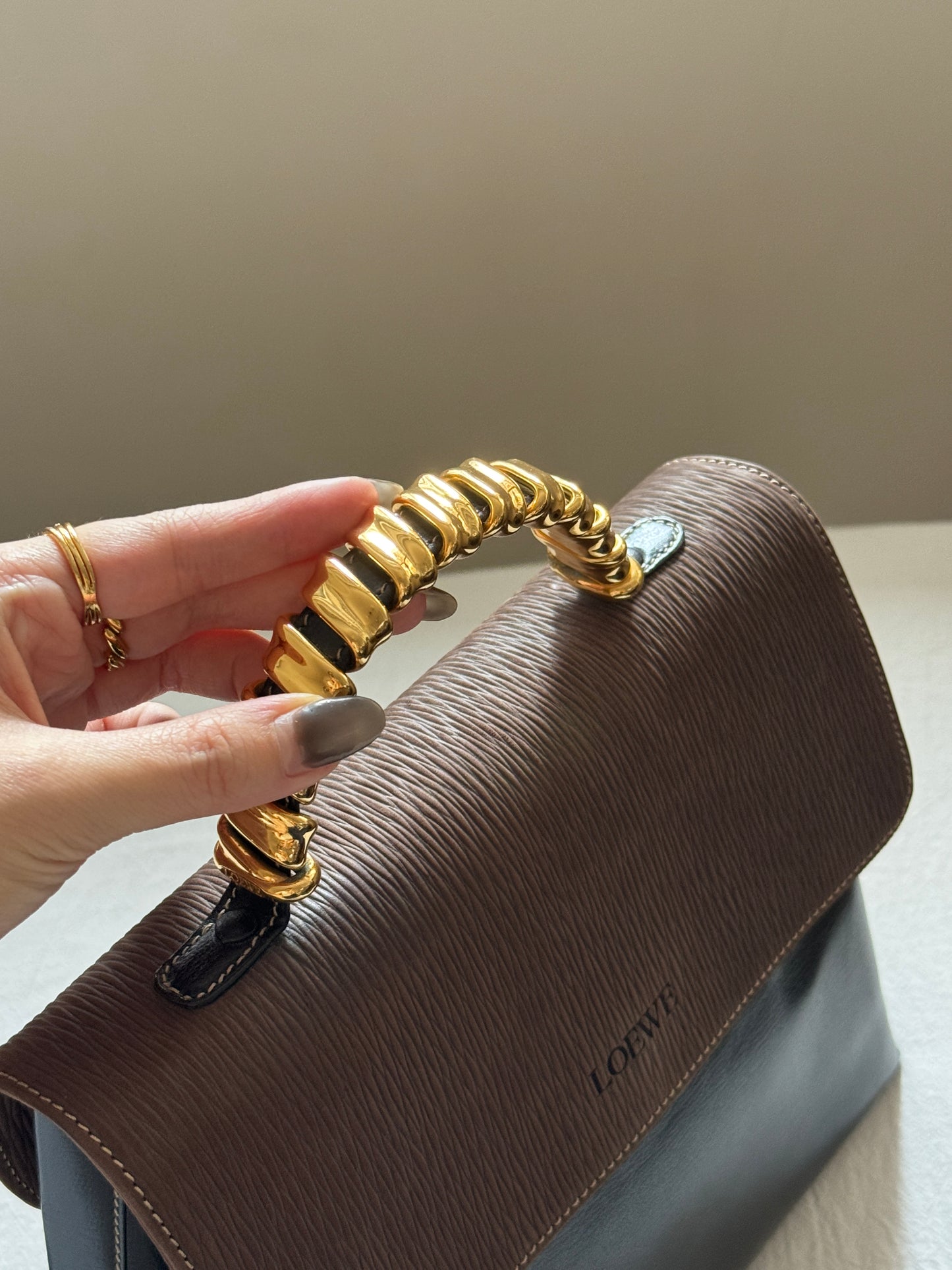 Vintage Loewe velazquez蛇骨kelly 黑色