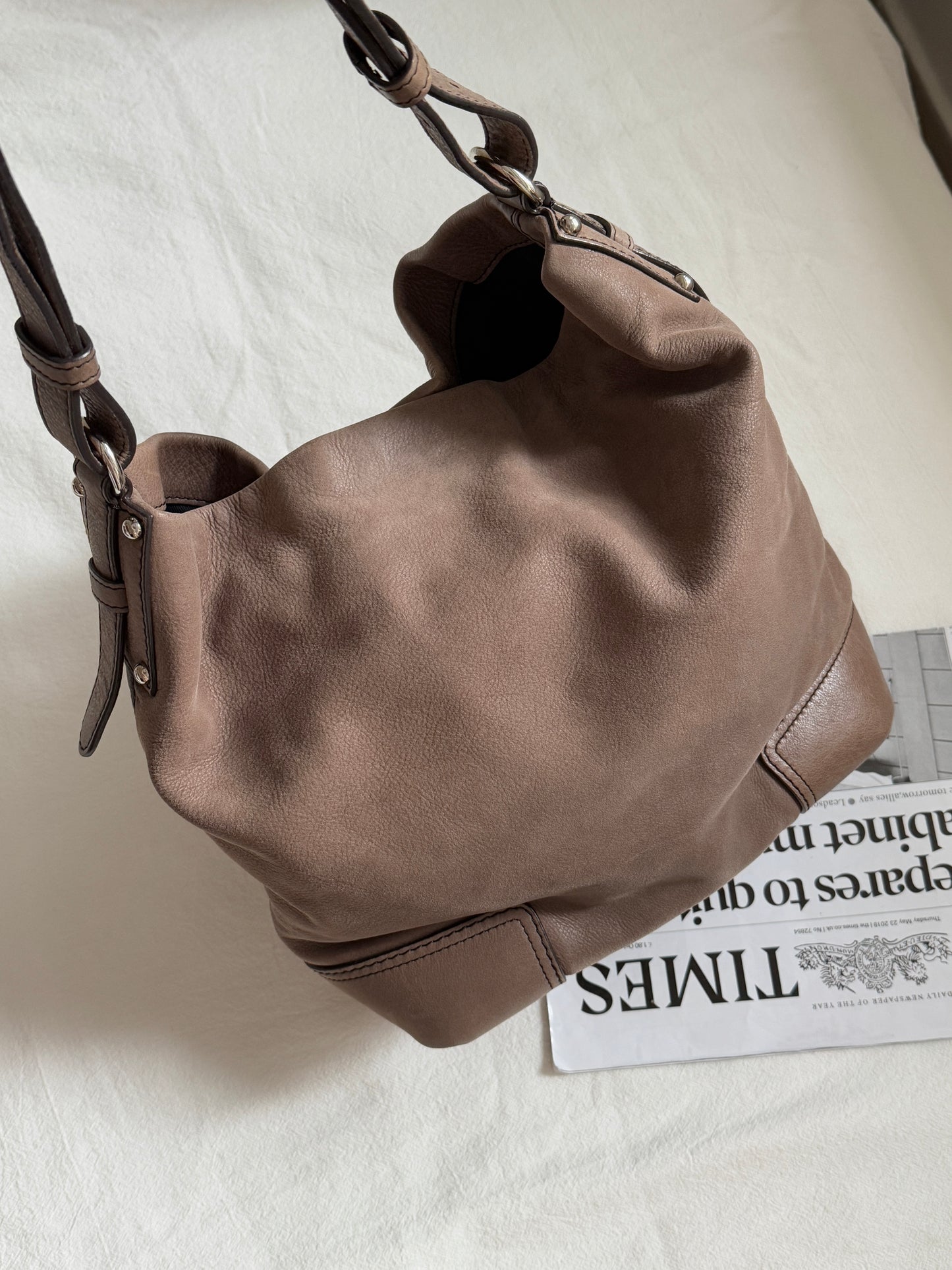Vintage Loewe 大象灰啡單肩hobo bag🐘