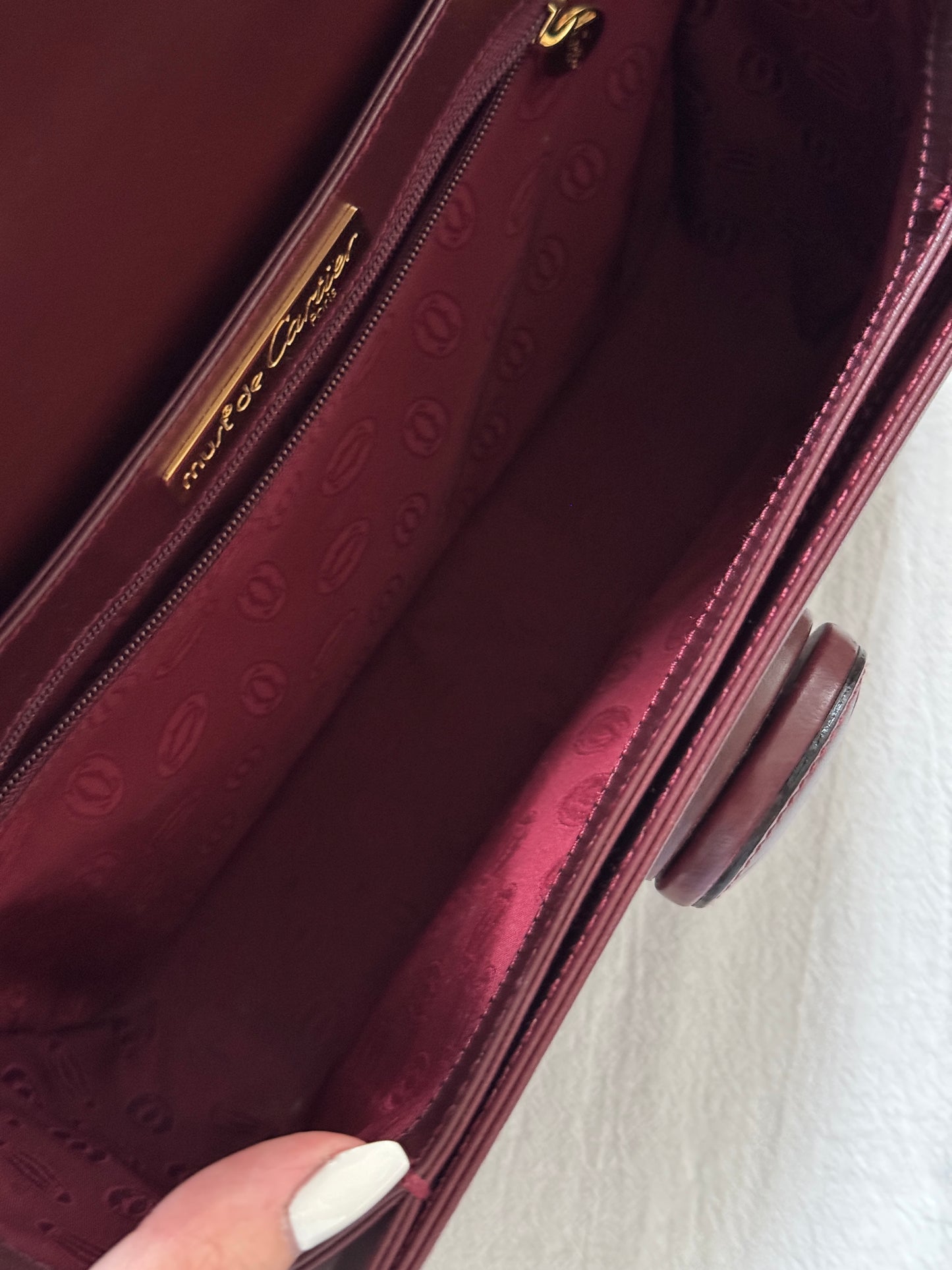 Vintage Cartier波爾多紅 turnlock box bag🍷