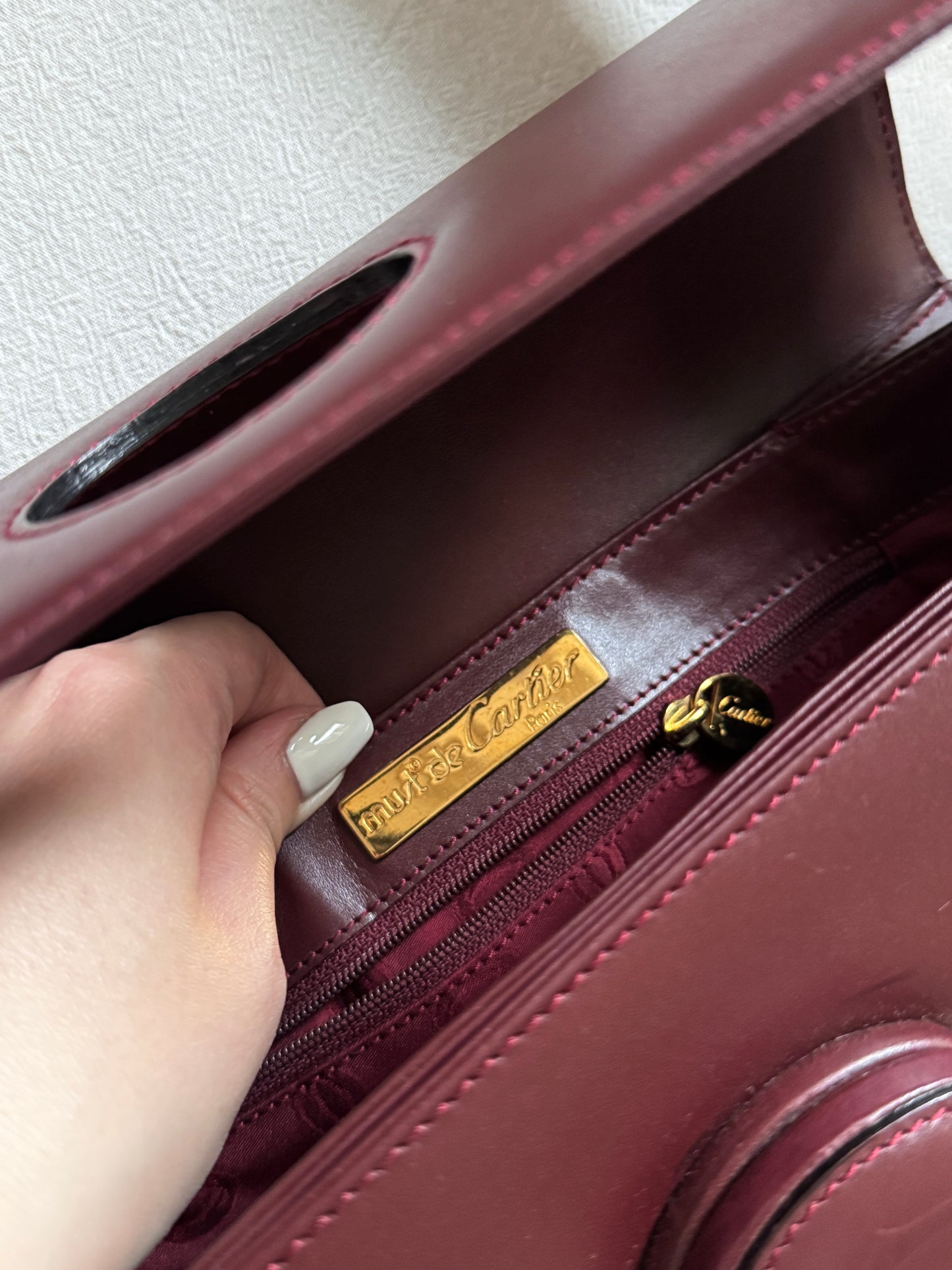 Vintage Cartier波爾多紅 turnlock box bag🍷