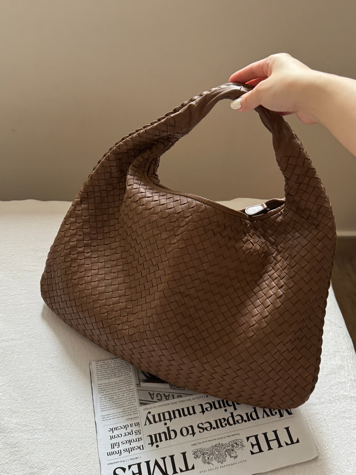 Vintage Bottega Veneta 奶茶色大hobo🥛