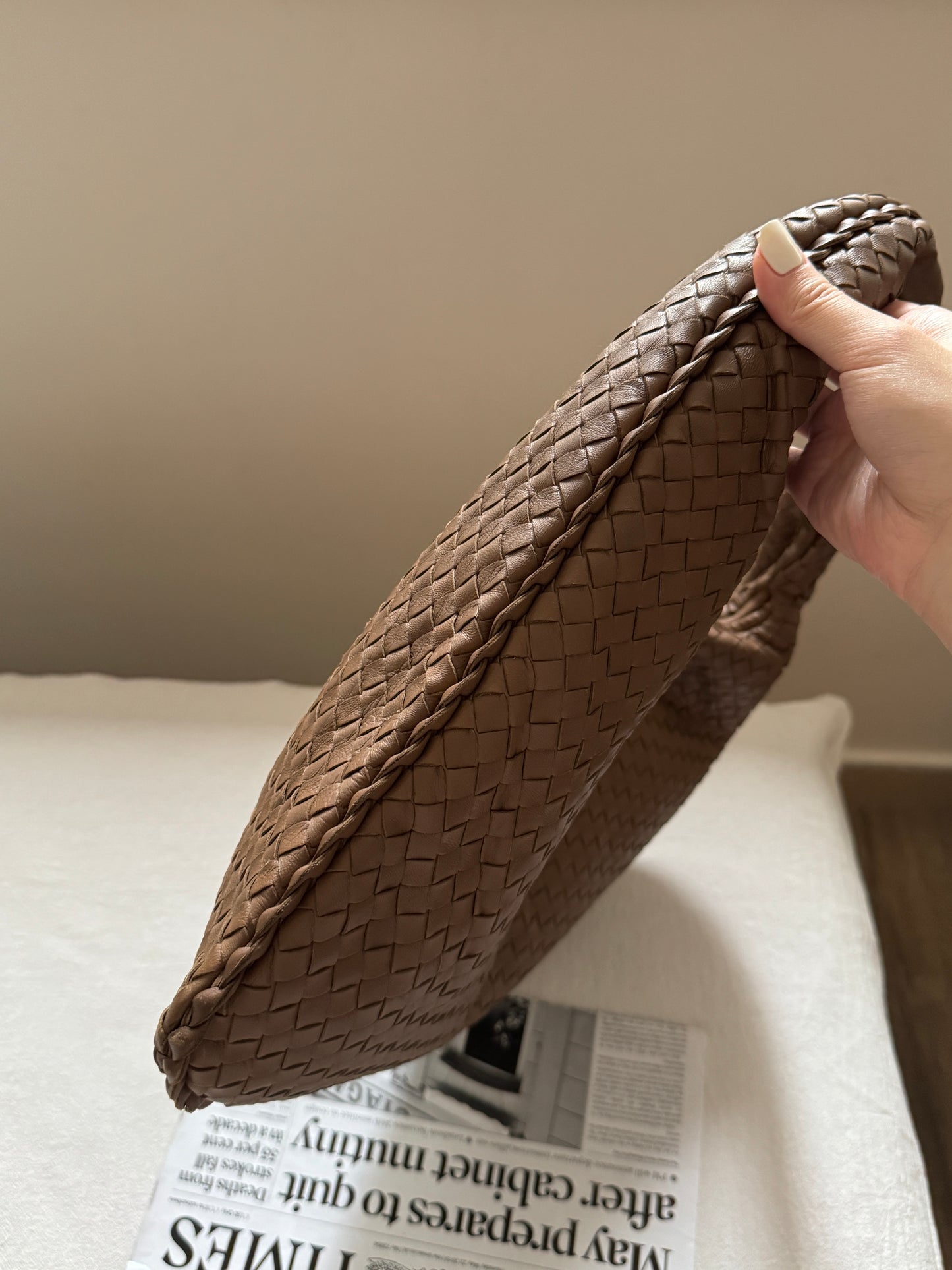 Vintage Bottega Veneta 奶茶色大hobo🥛