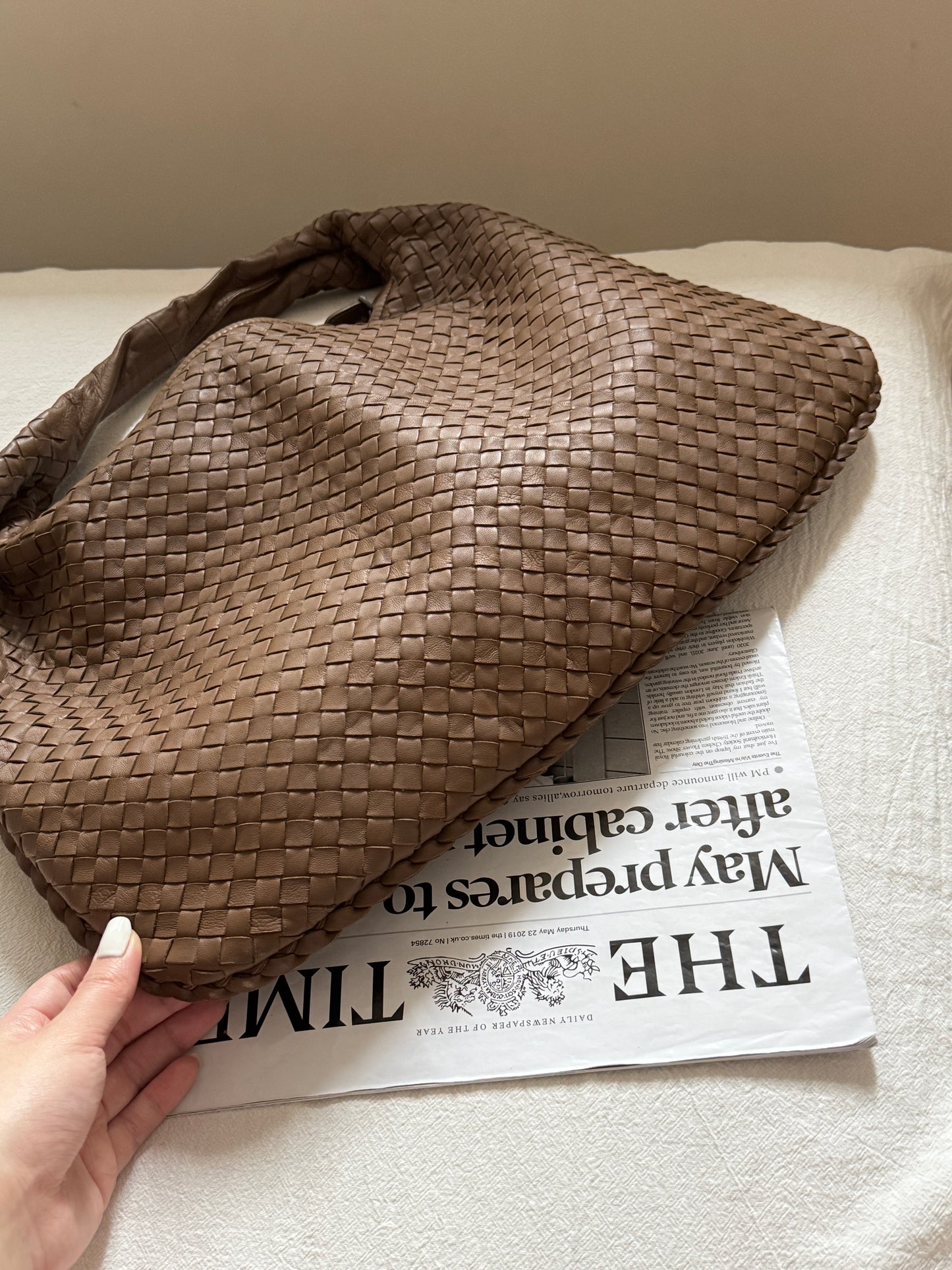 Vintage Bottega Veneta 奶茶色大hobo🥛