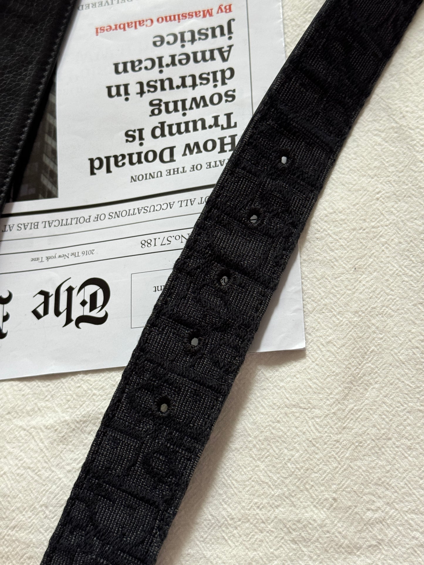 Vintage Dior銀扣暗花belt