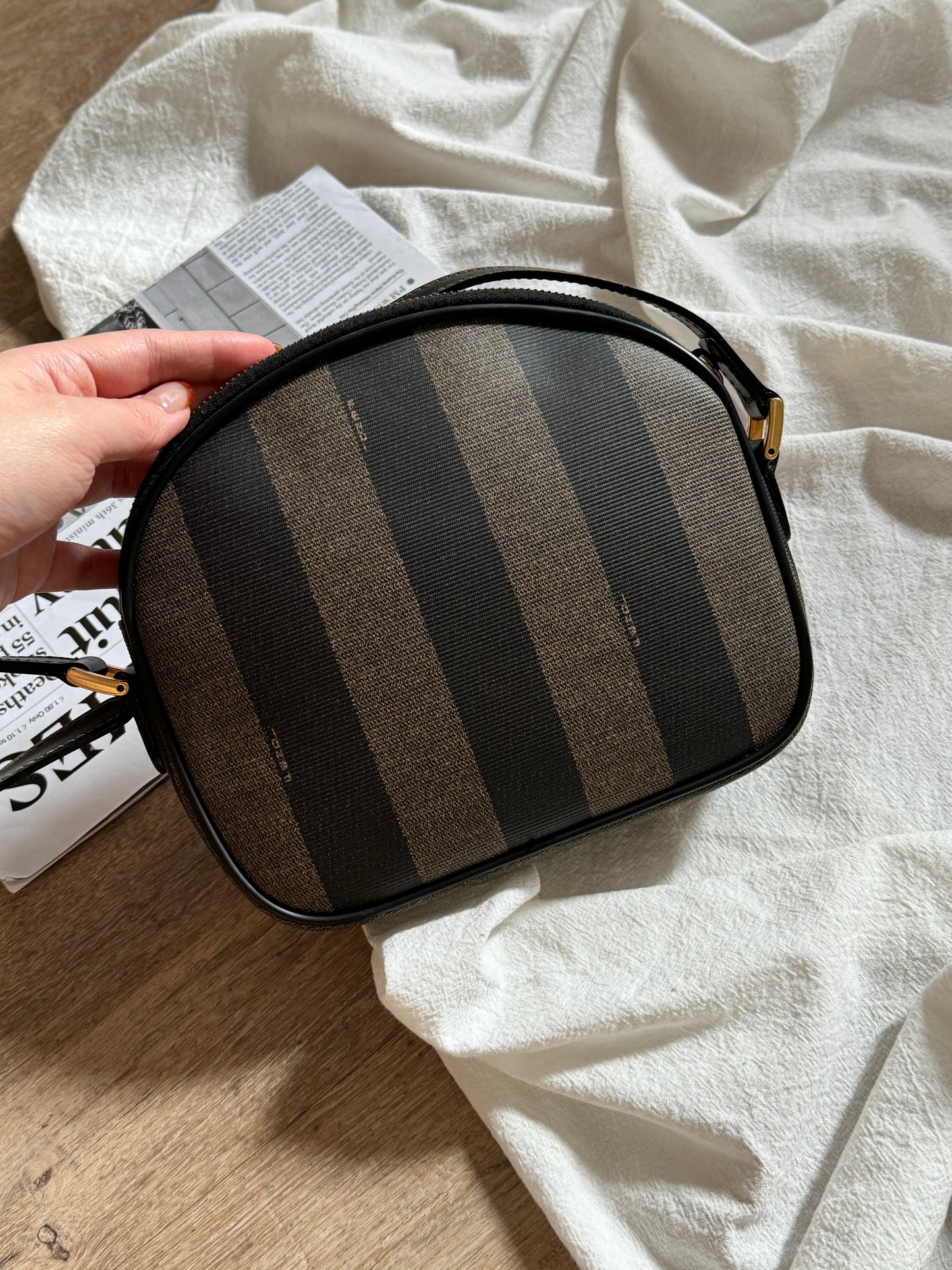 Vintage Fendi pequin crossbody bag🫒