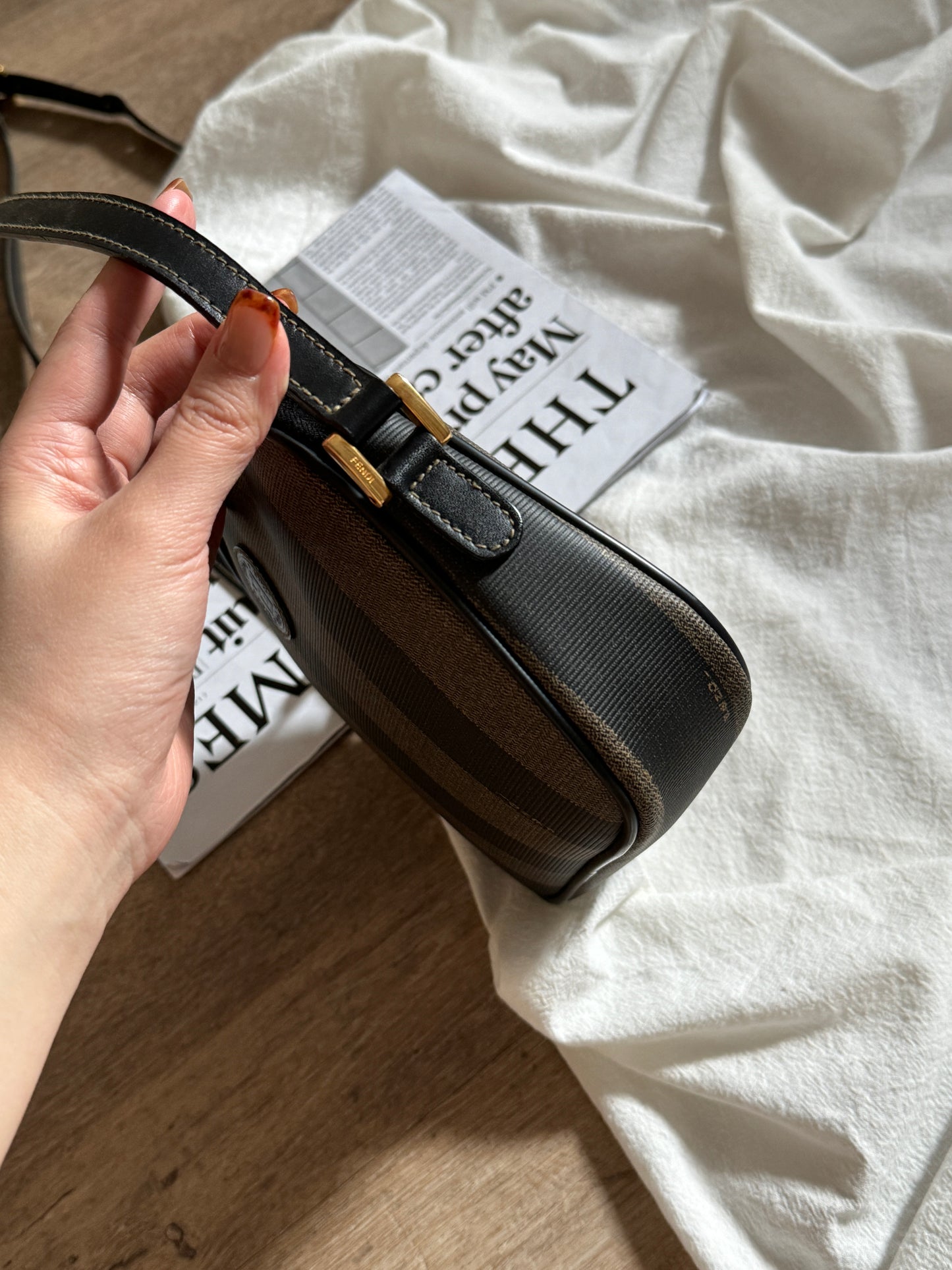 Vintage Fendi pequin crossbody bag🫒