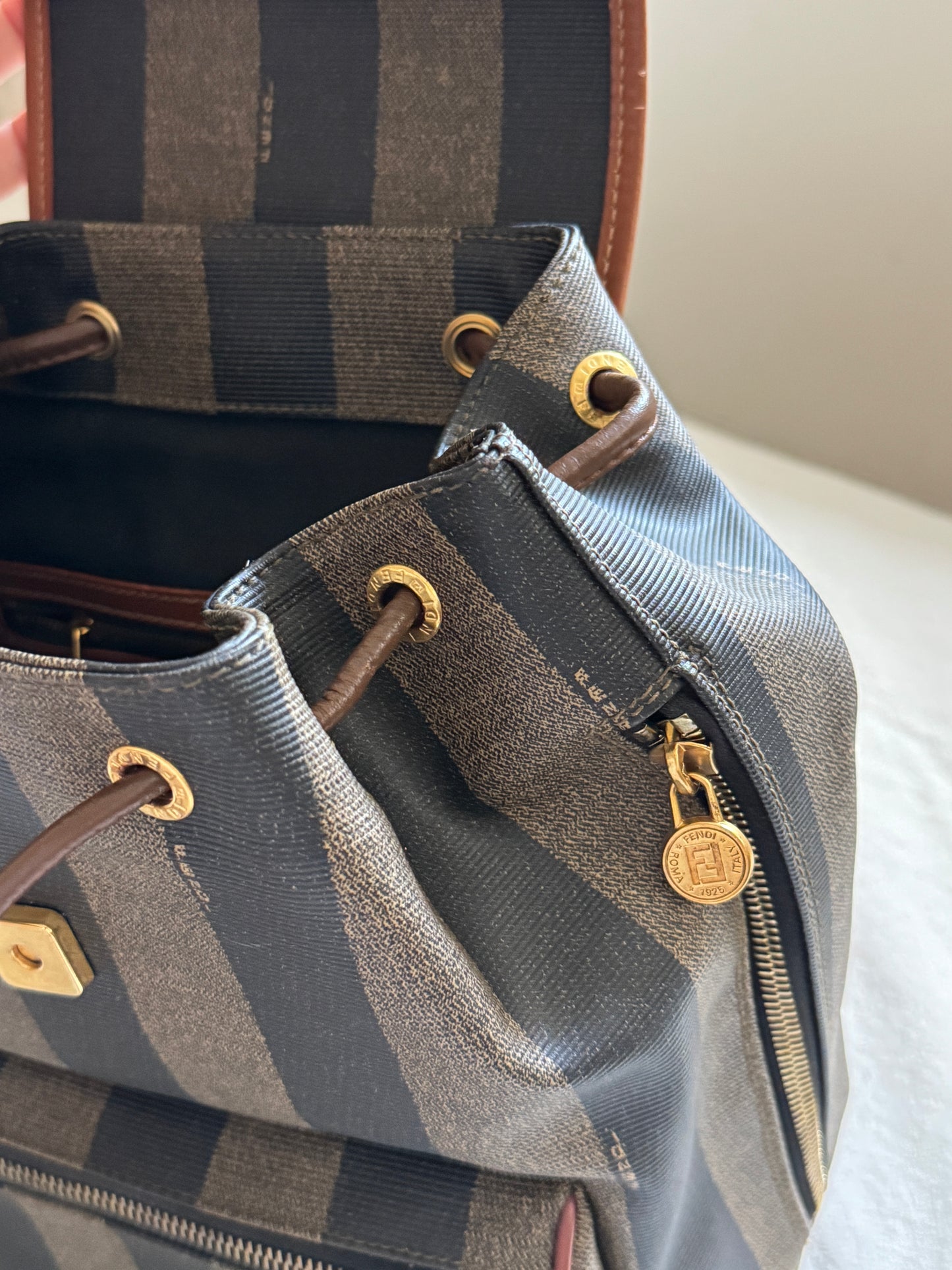 Vintage Fendi pequin small backpack🧸