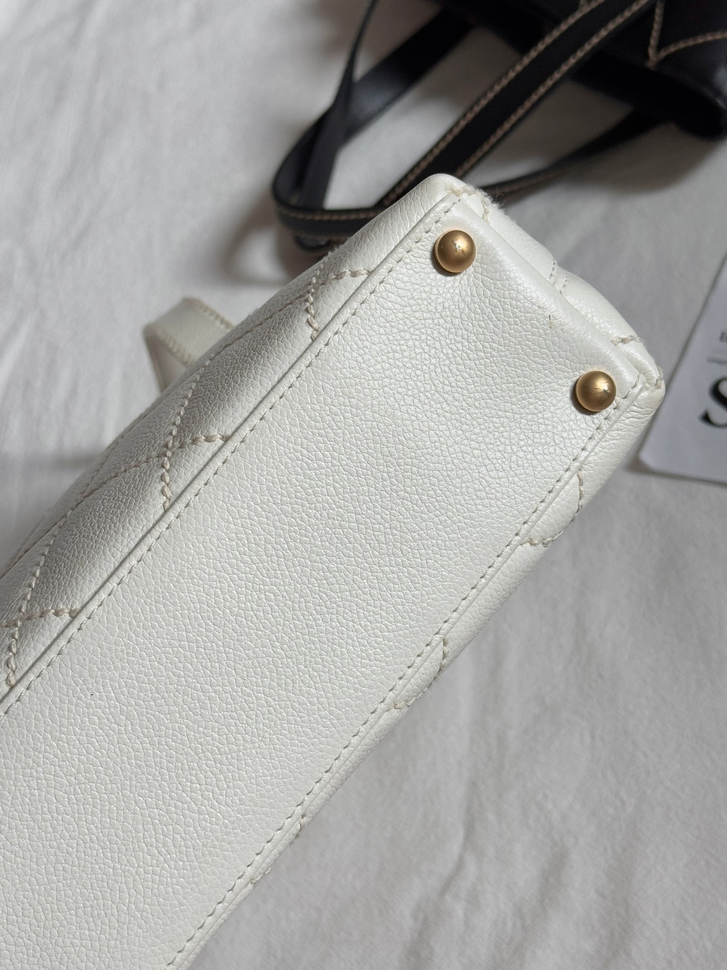 稀有好成色!Vintage Chanel white vivian tote🩶