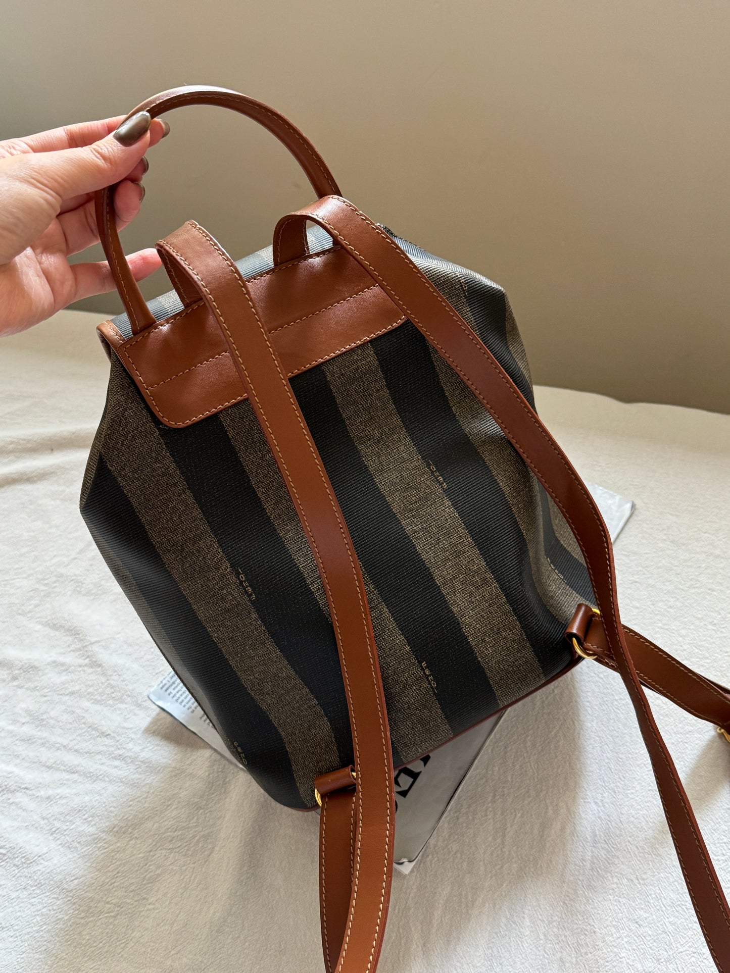 Vintage Fendi pequin small backpack🧸