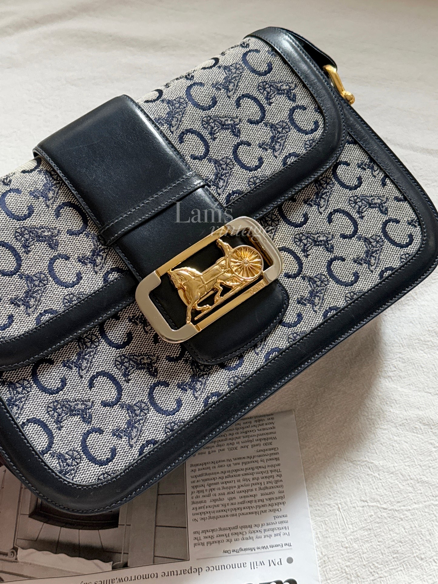 少有好成色!Vintage Celine藍花大馬車包🎠